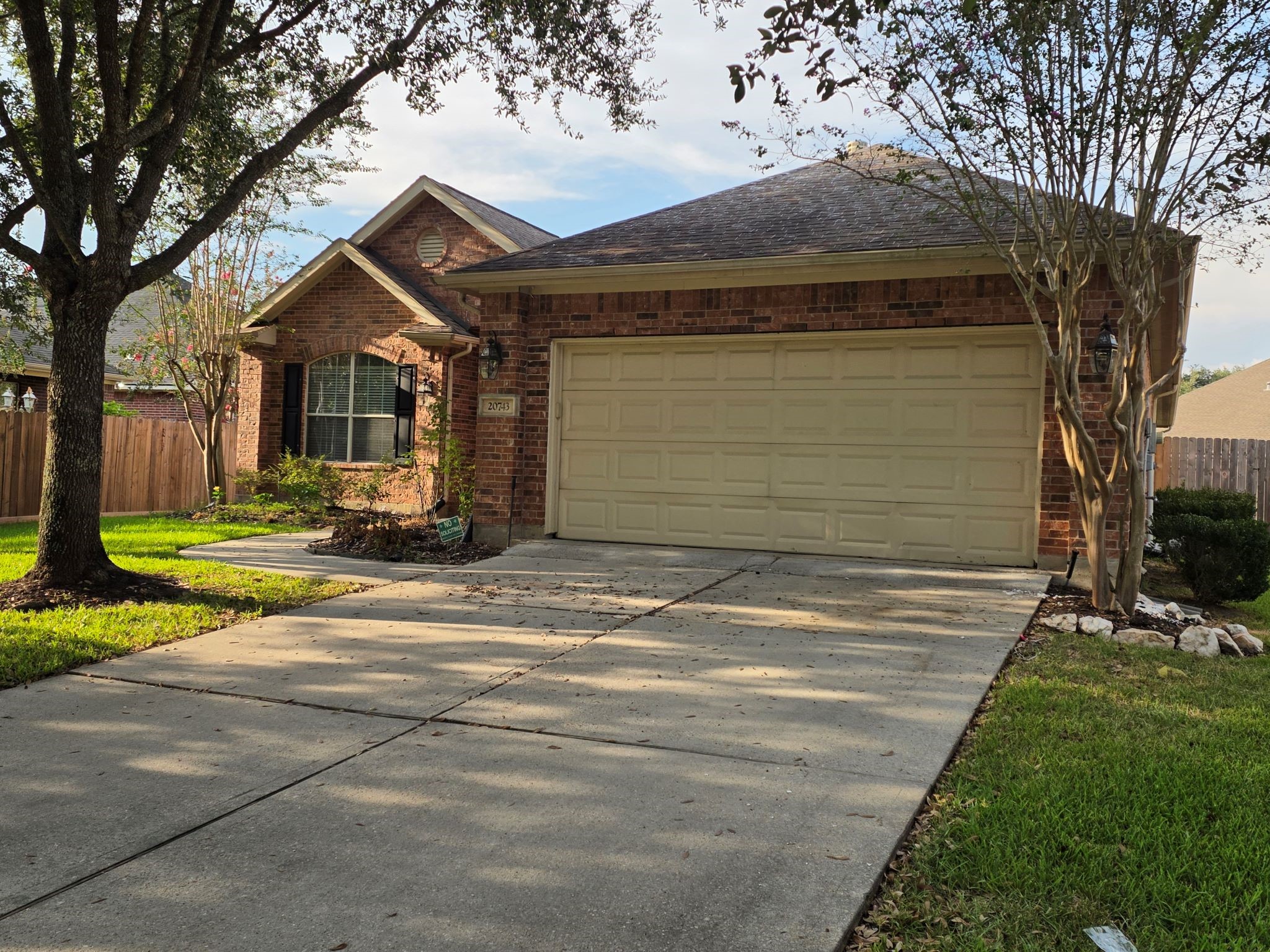 20743 Oakhurst Meadows Drive Property Photo 2