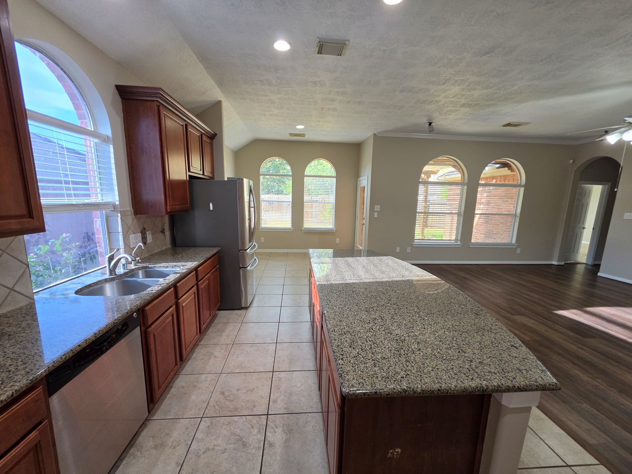 20743 Oakhurst Meadows Drive Property Photo 16