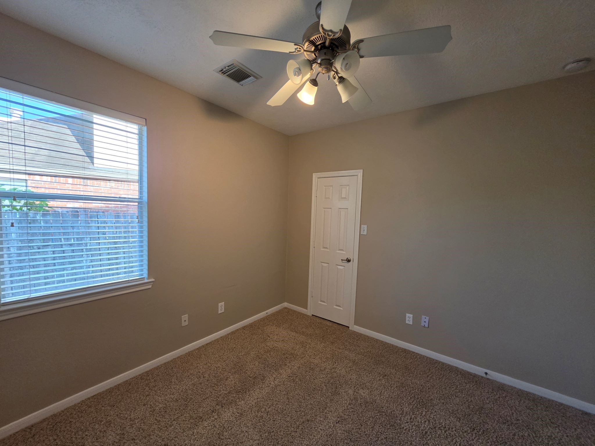 20743 Oakhurst Meadows Drive Property Photo 25