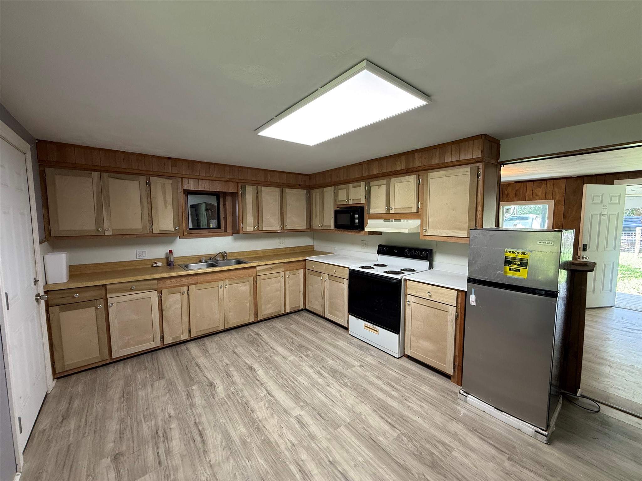13298 County Road 190 Property Photo 5