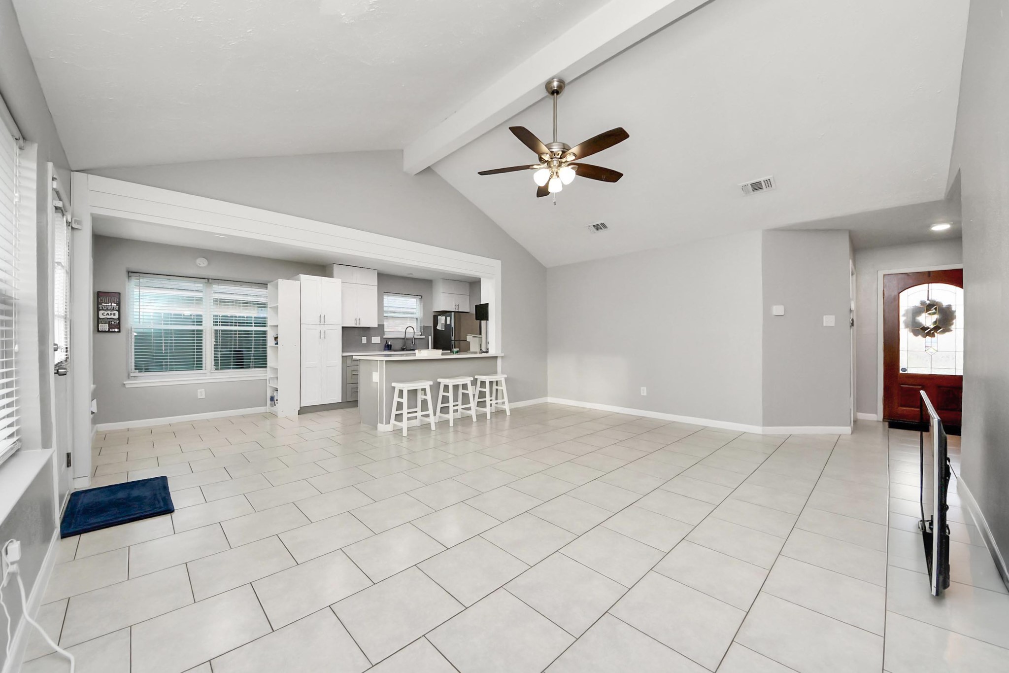 10203 Hollow Canyon Dr Drive Property Photo 4