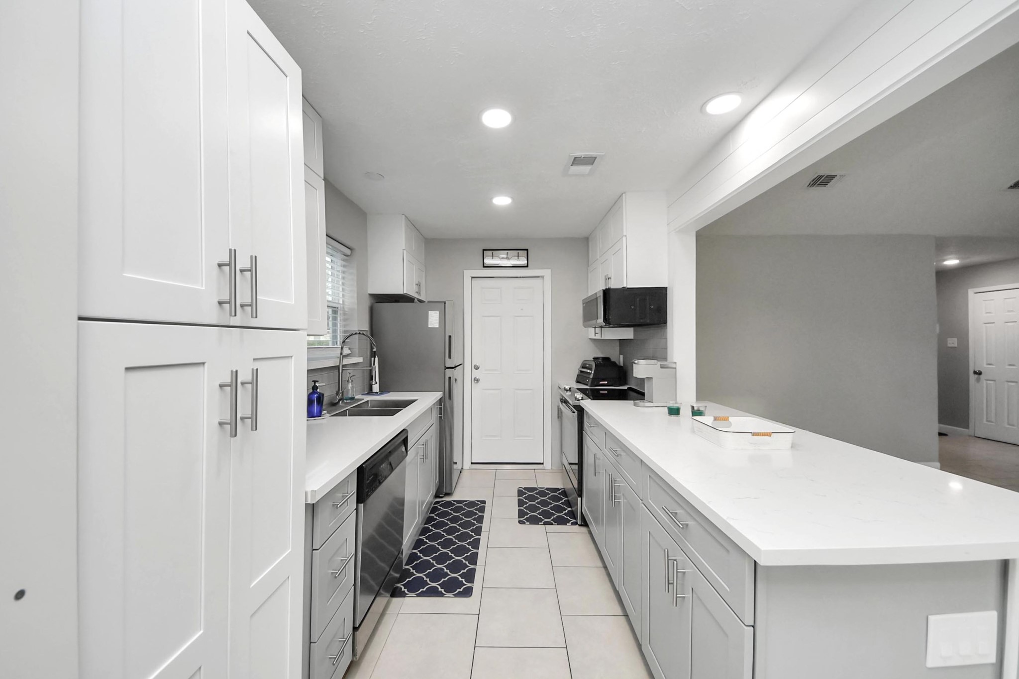 10203 Hollow Canyon Dr Drive Property Photo 11