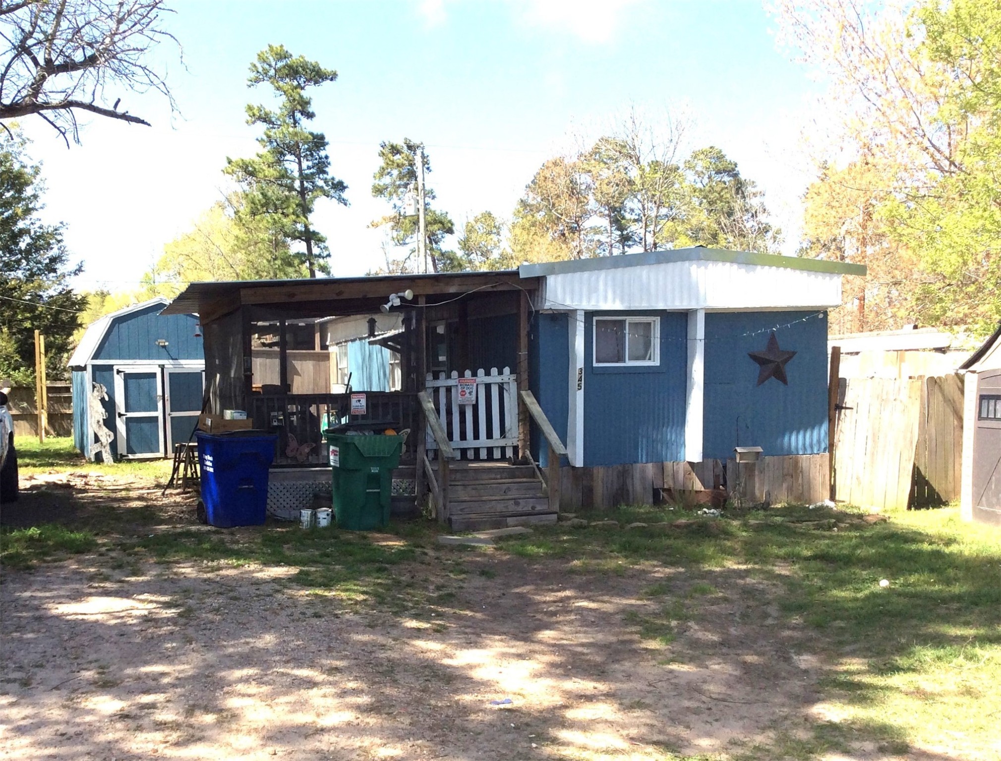 345 E Sherwood Drive Property Photo