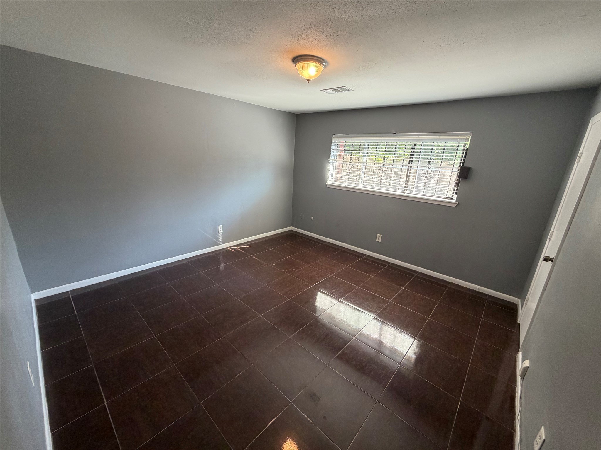 7202 Deep Forest Drive Property Photo 9
