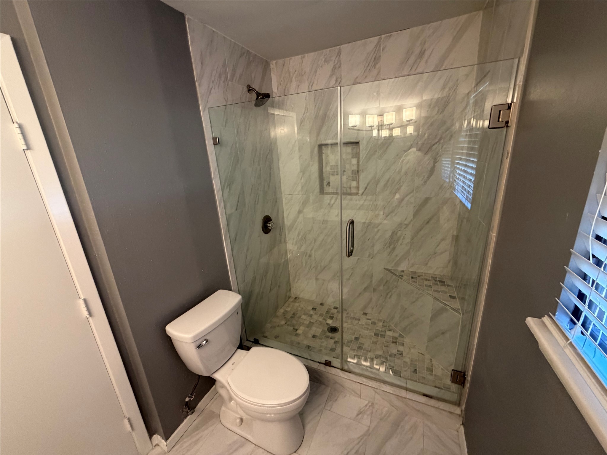 7202 Deep Forest Drive Property Photo 16