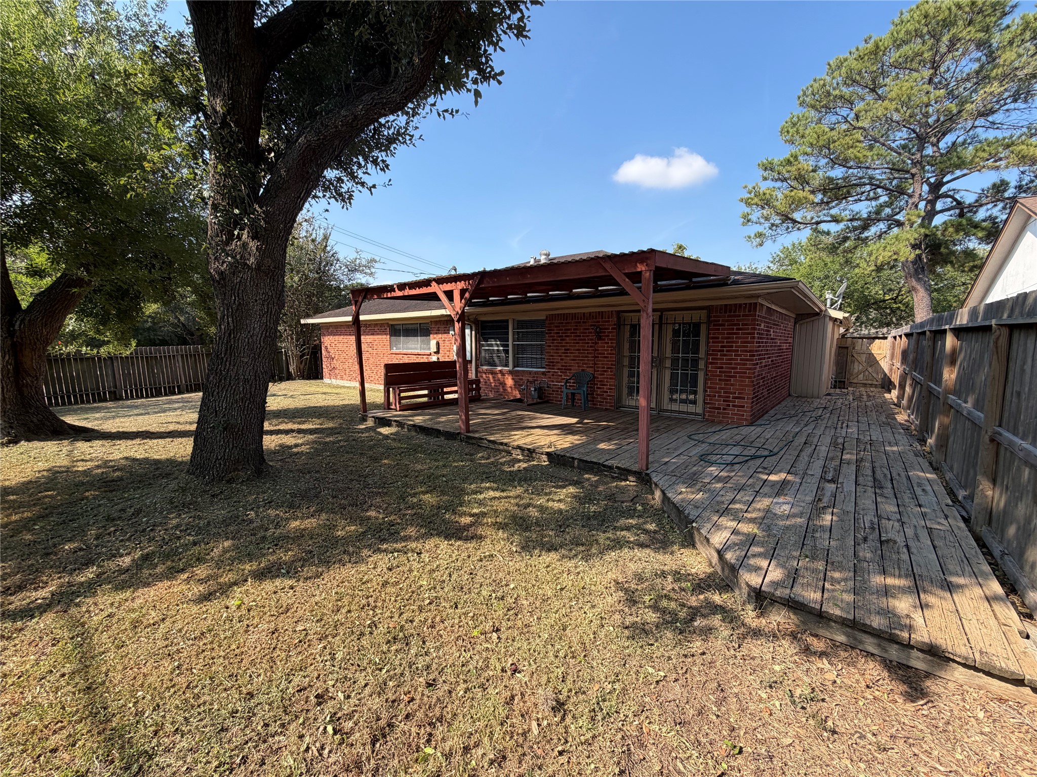 7202 Deep Forest Drive Property Photo 20