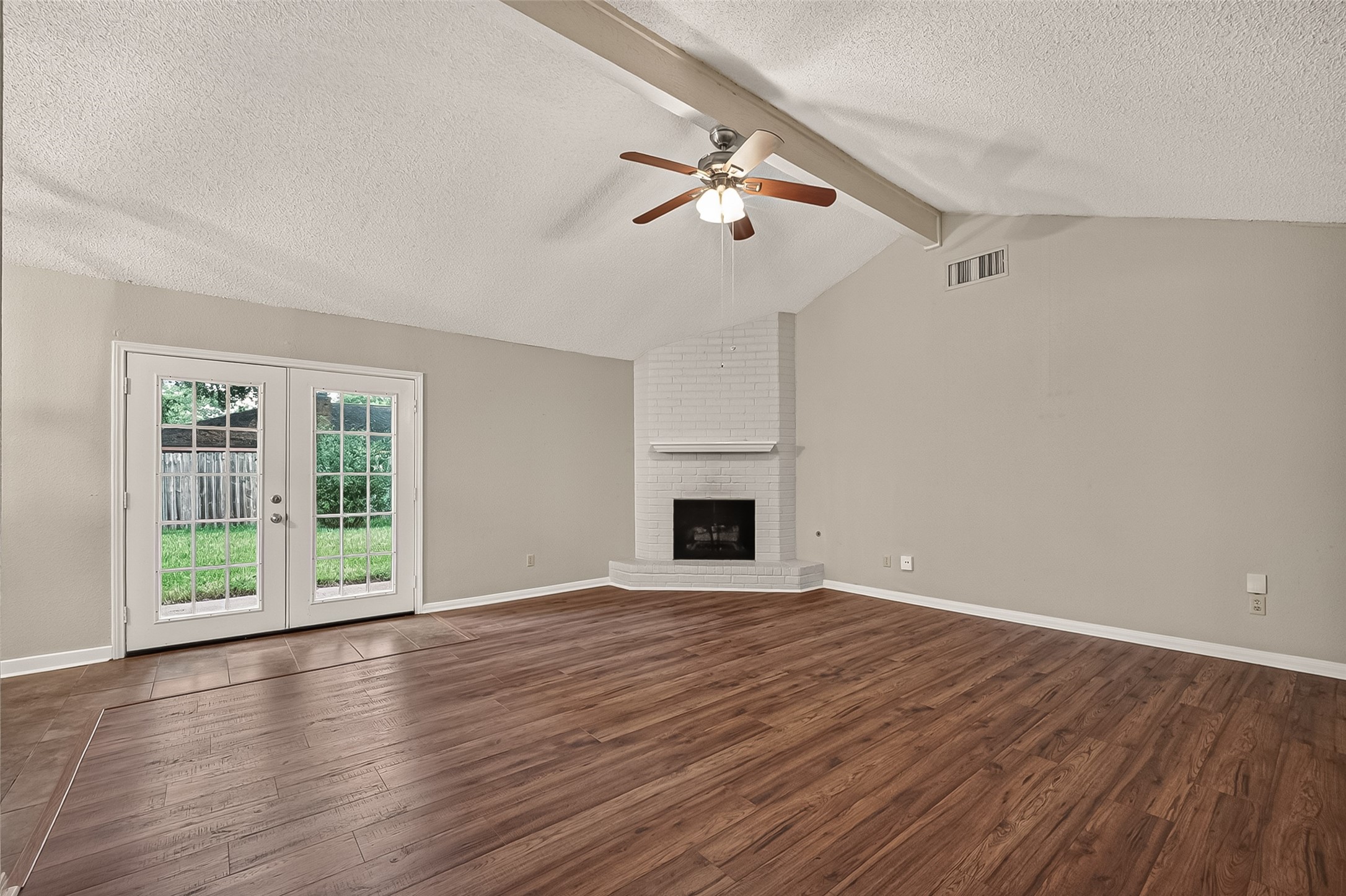 16451 Cavendish Drive Property Photo 8