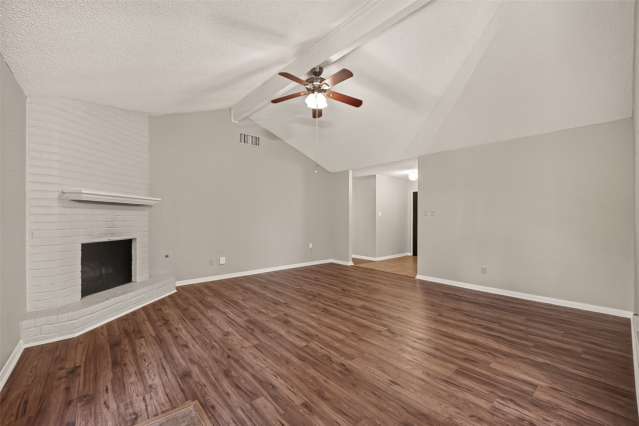 16451 Cavendish Drive Property Photo 9