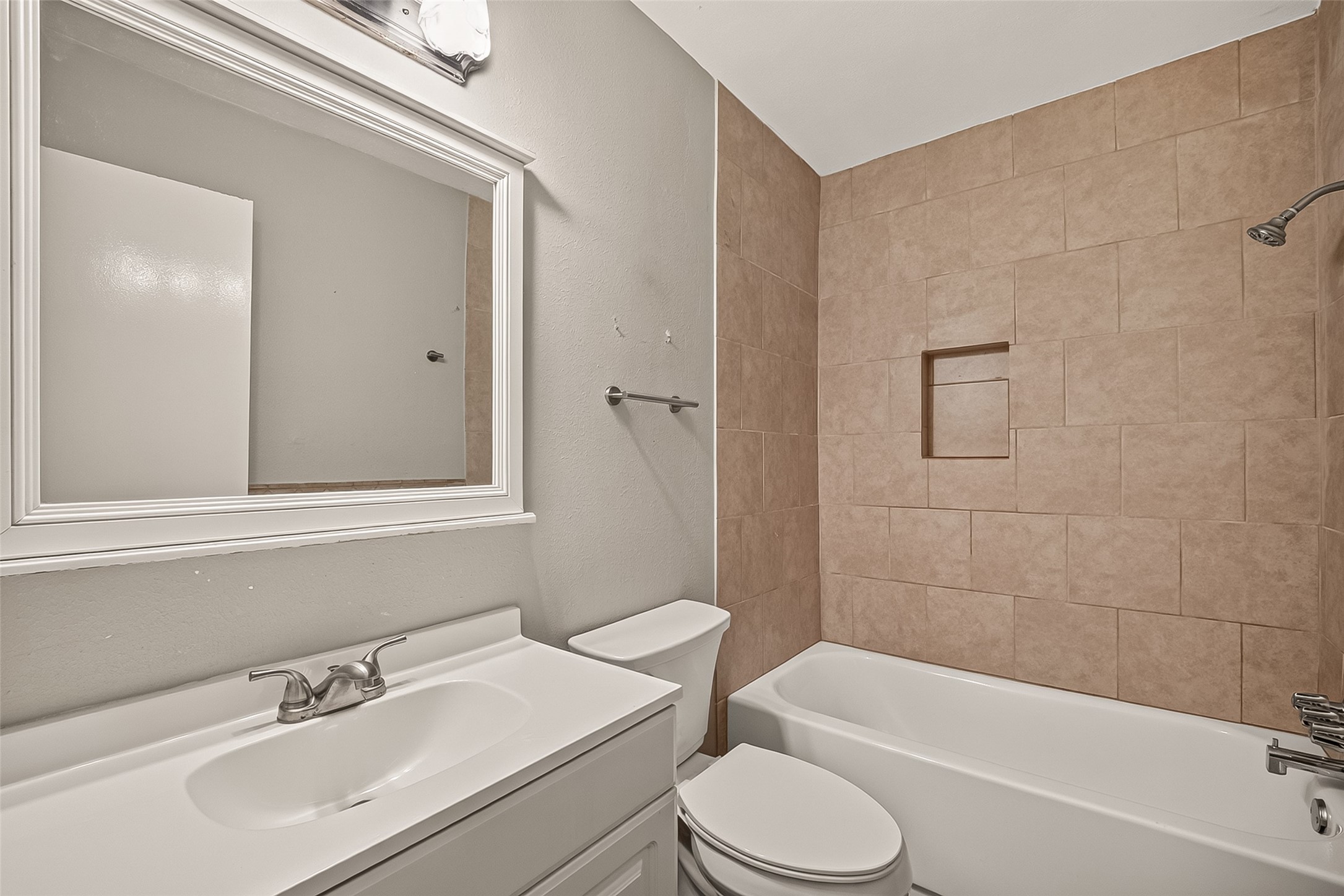 16451 Cavendish Drive Property Photo 20