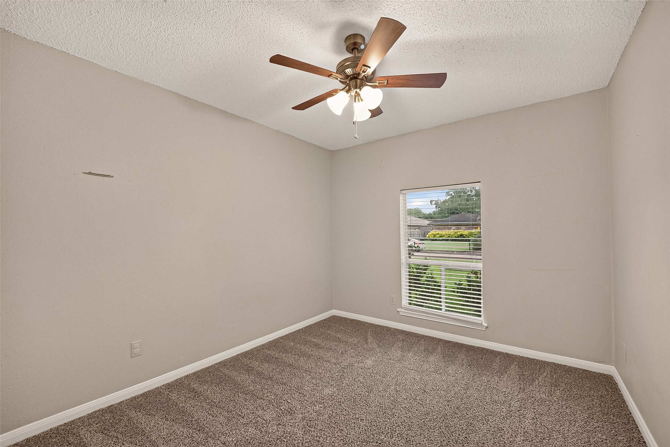 16451 Cavendish Drive Property Photo 23