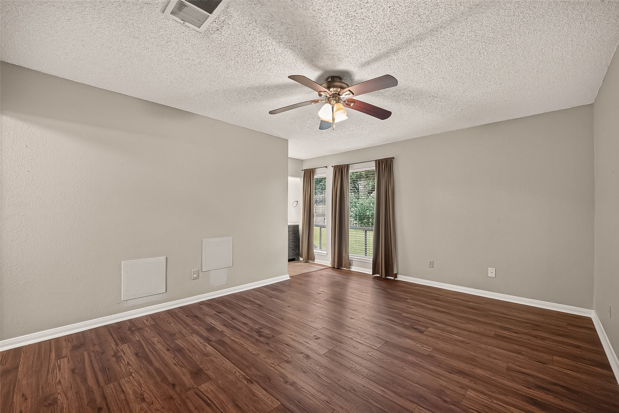 16451 Cavendish Drive Property Photo 25