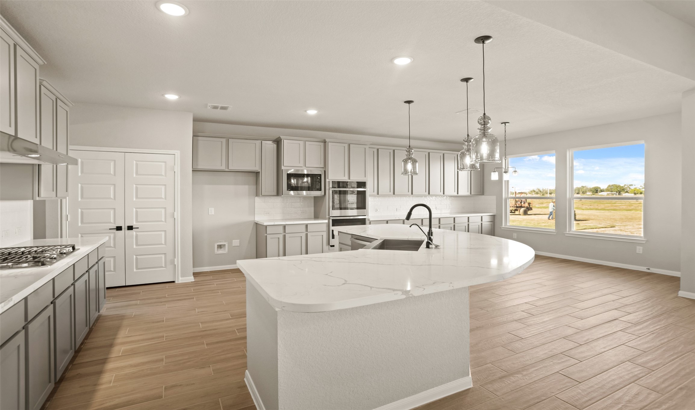 5001 Bluebell Way Property Photo 12