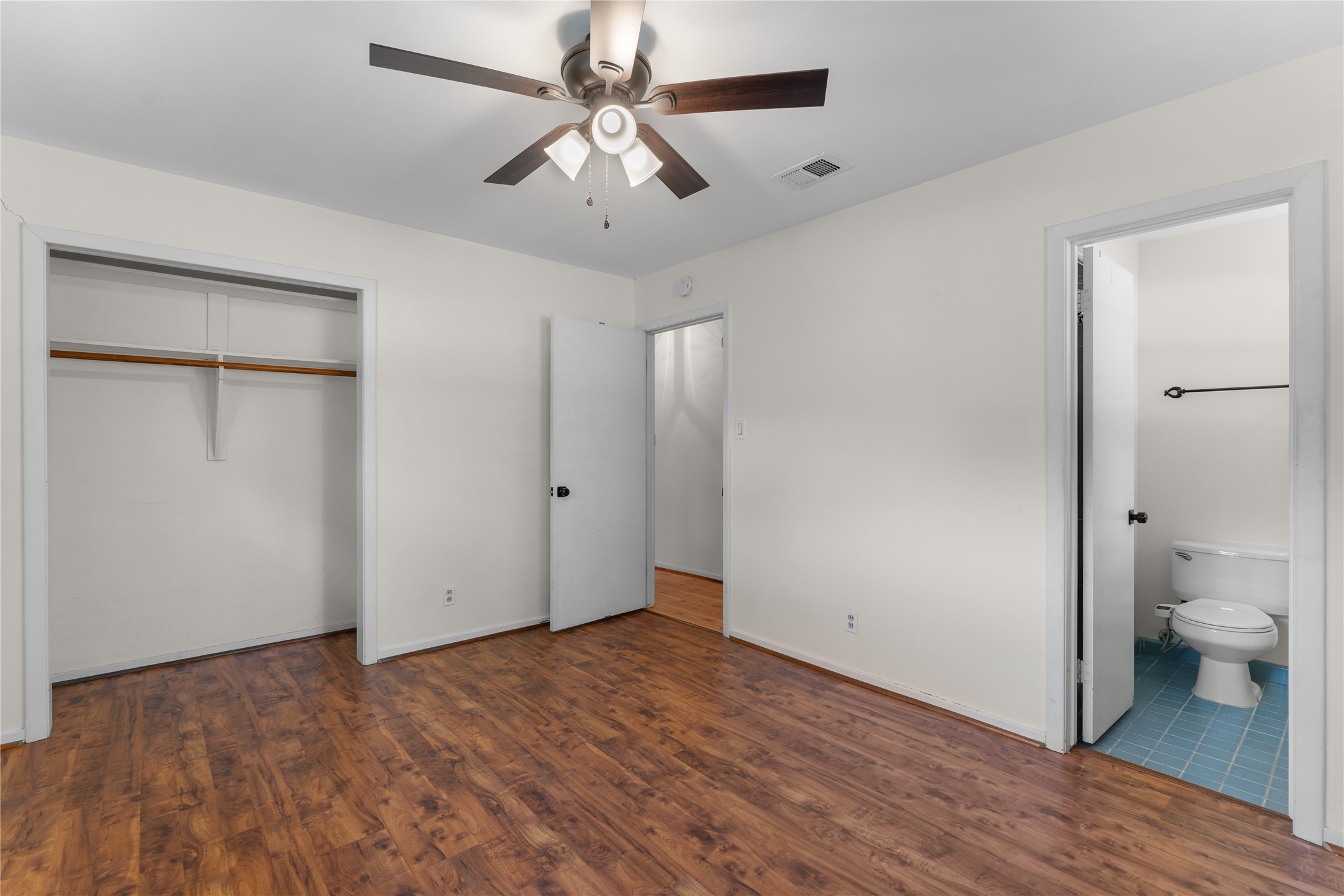 1911 Manila Lane Property Photo 23
