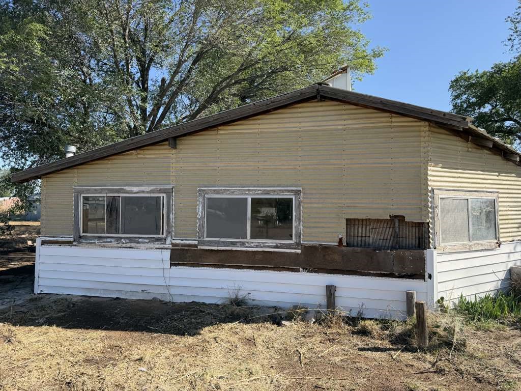 306 Denver Avenue Property Photo 5