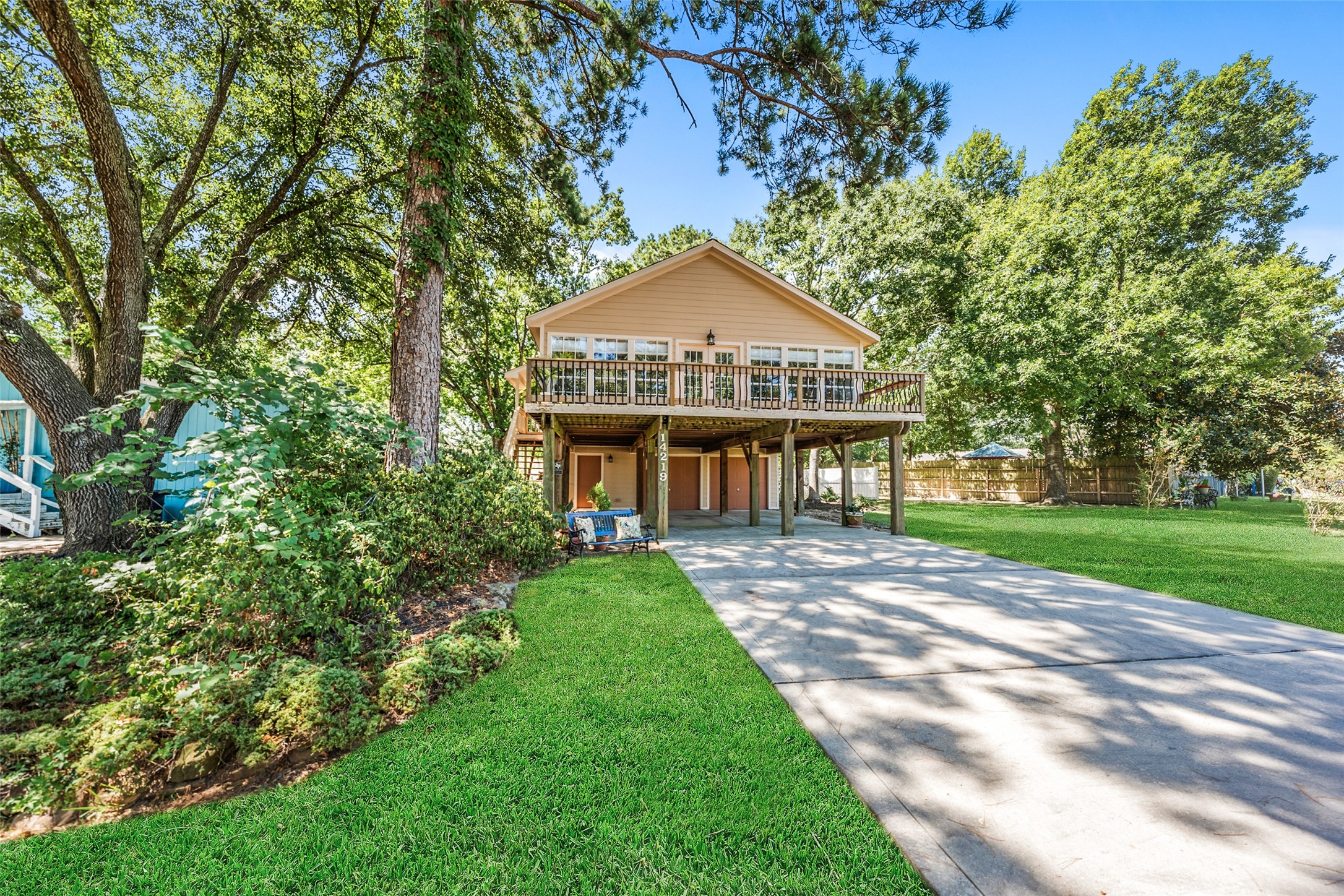 14219 Shadow Bay Drive J Property Photo 1