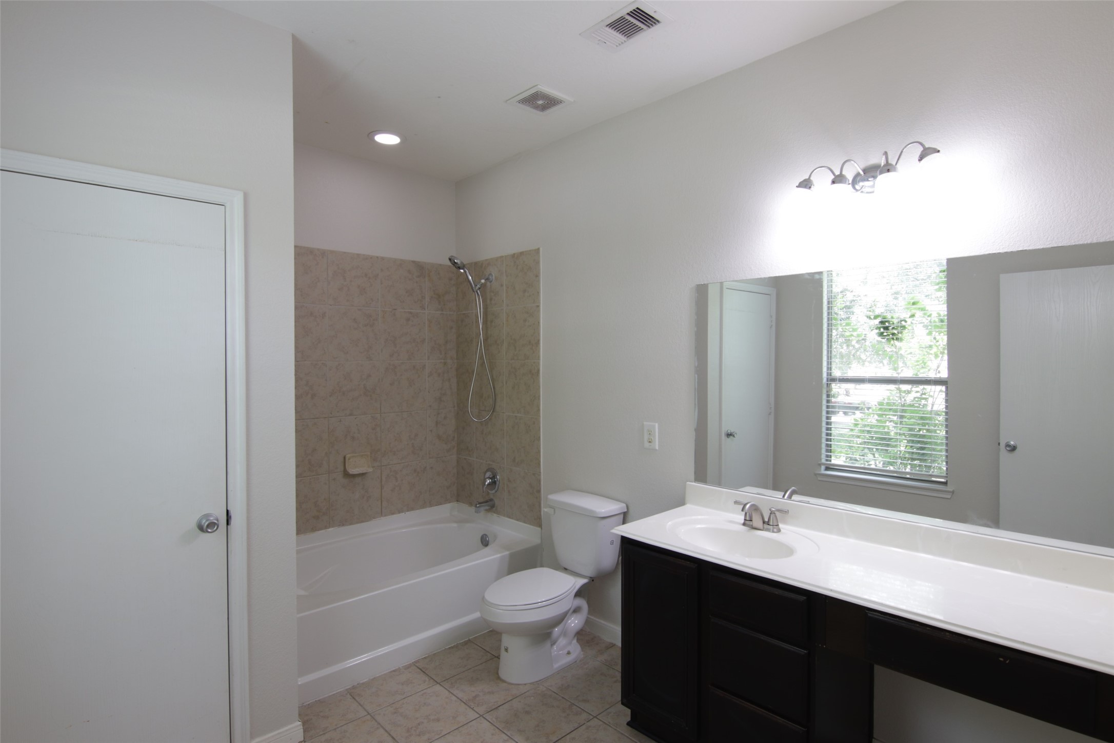 9431 Black Tooth Way Property Photo 13