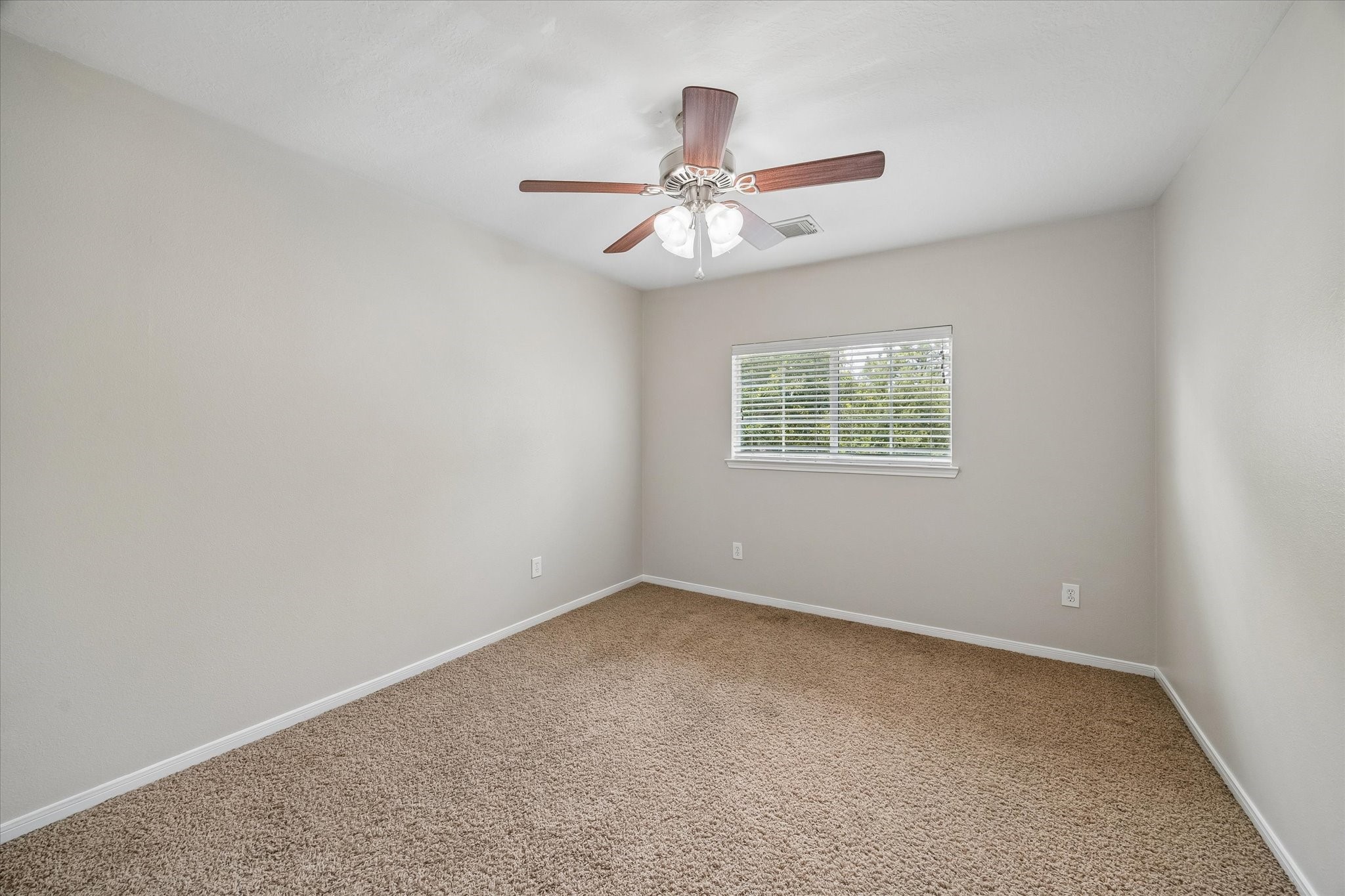6218 Lovage Avenue Property Photo 15
