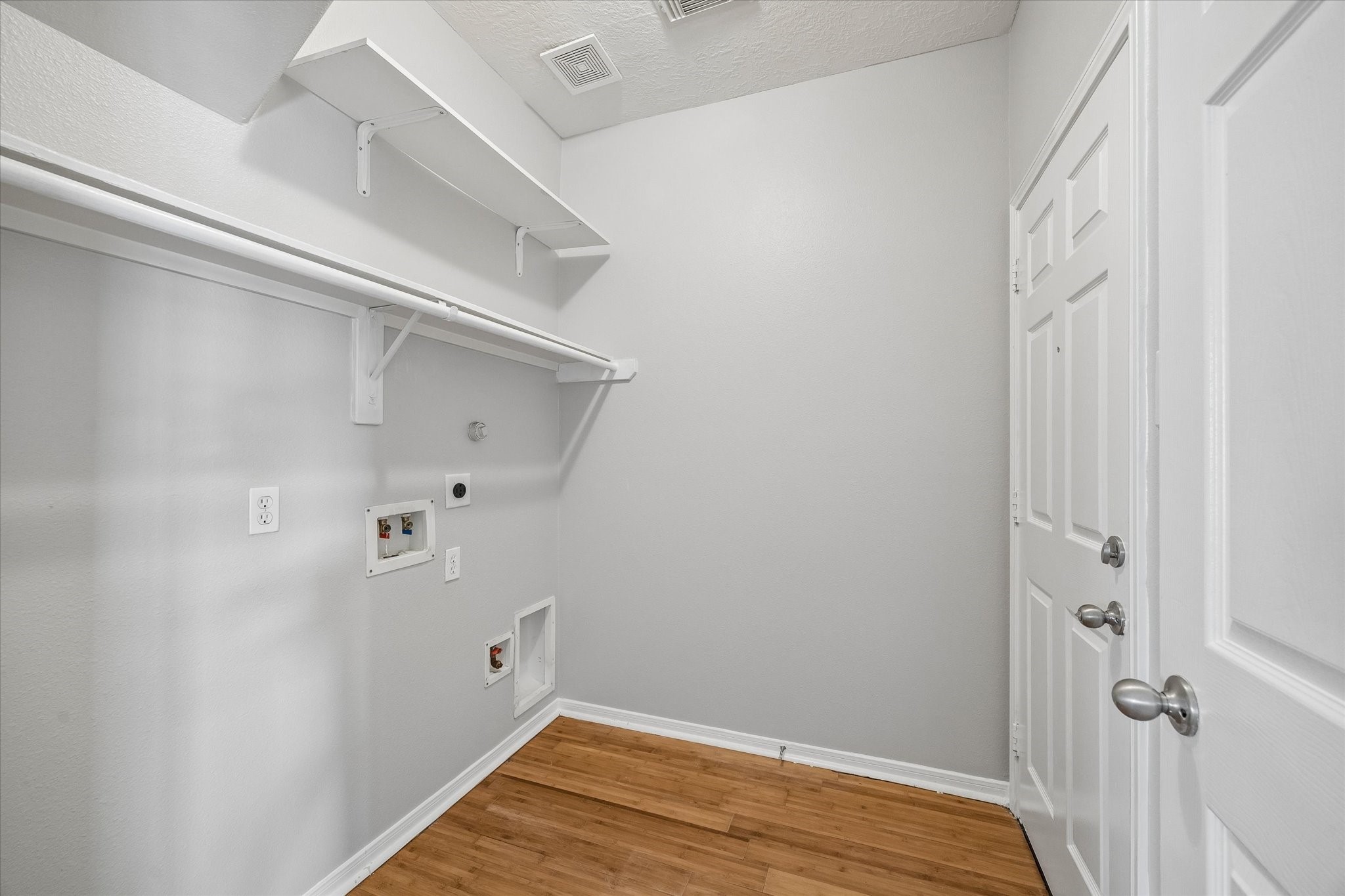 6218 Lovage Avenue Property Photo 17