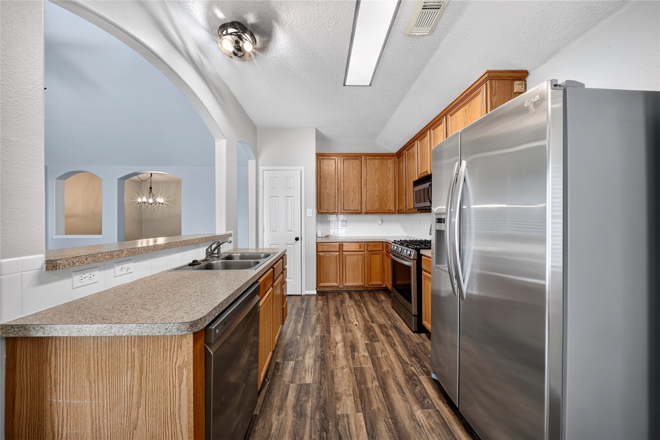 20515 Spring Bluff Lane Property Photo 8