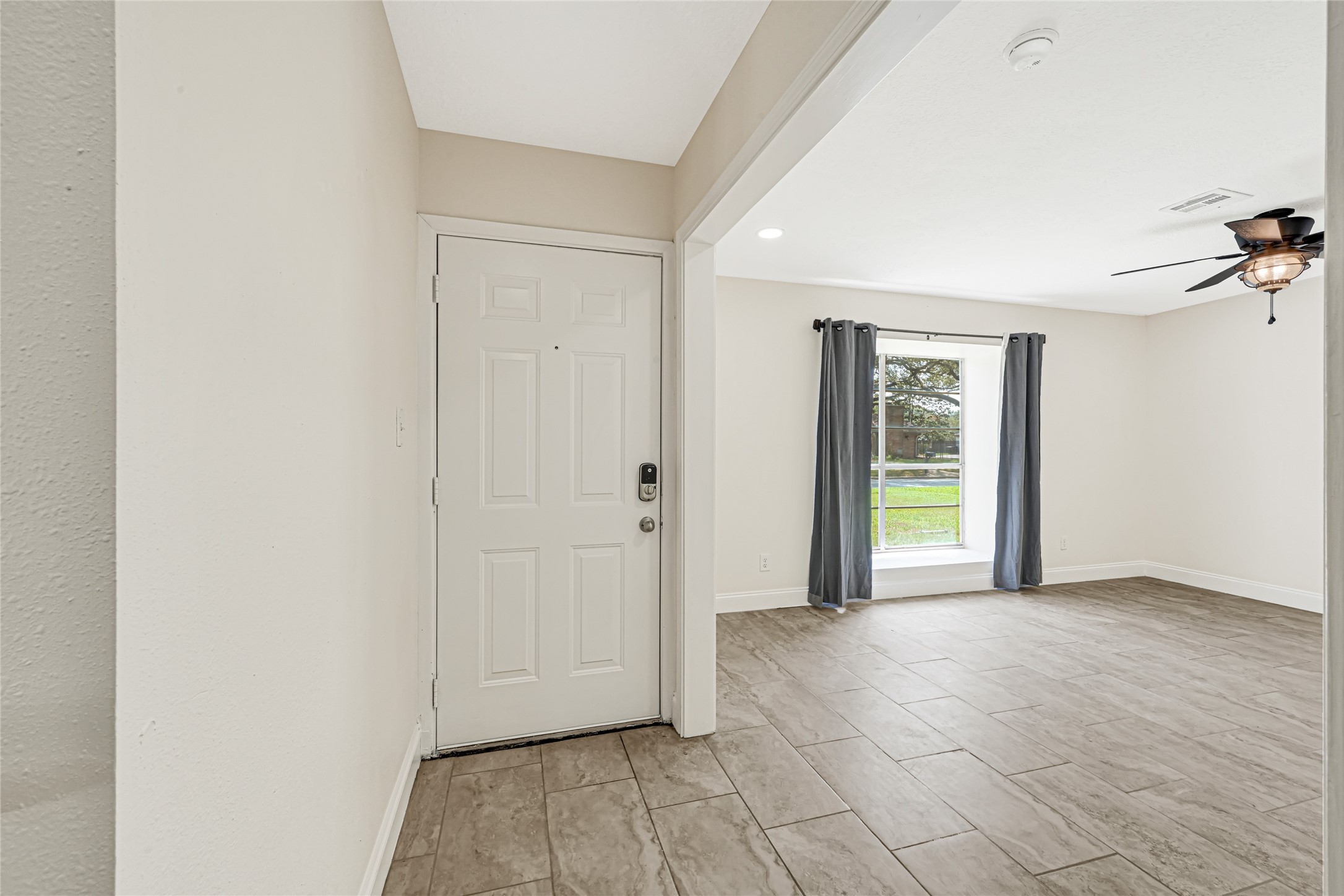 1609 Heights Drive Property Photo 5