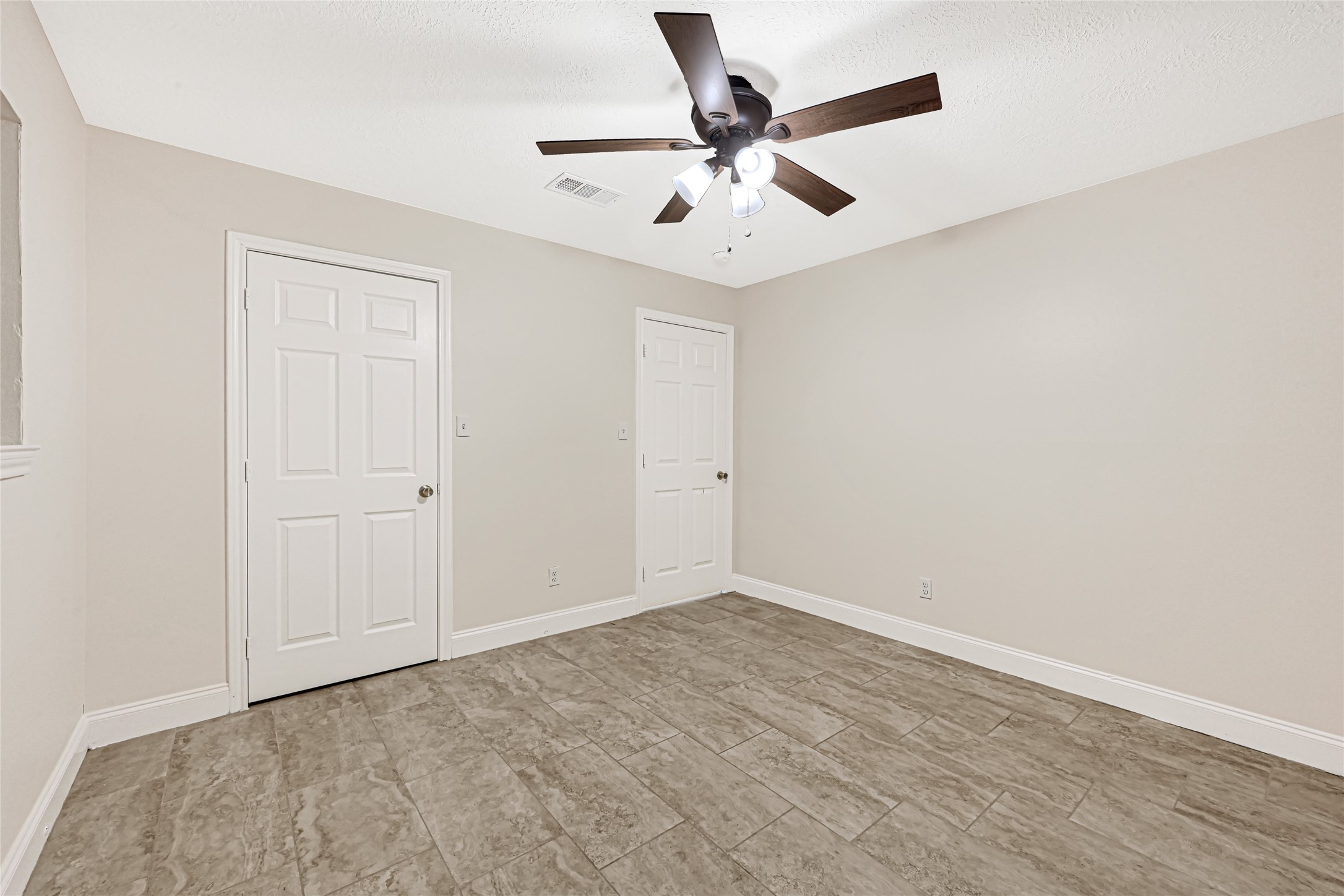1609 Heights Drive Property Photo 22