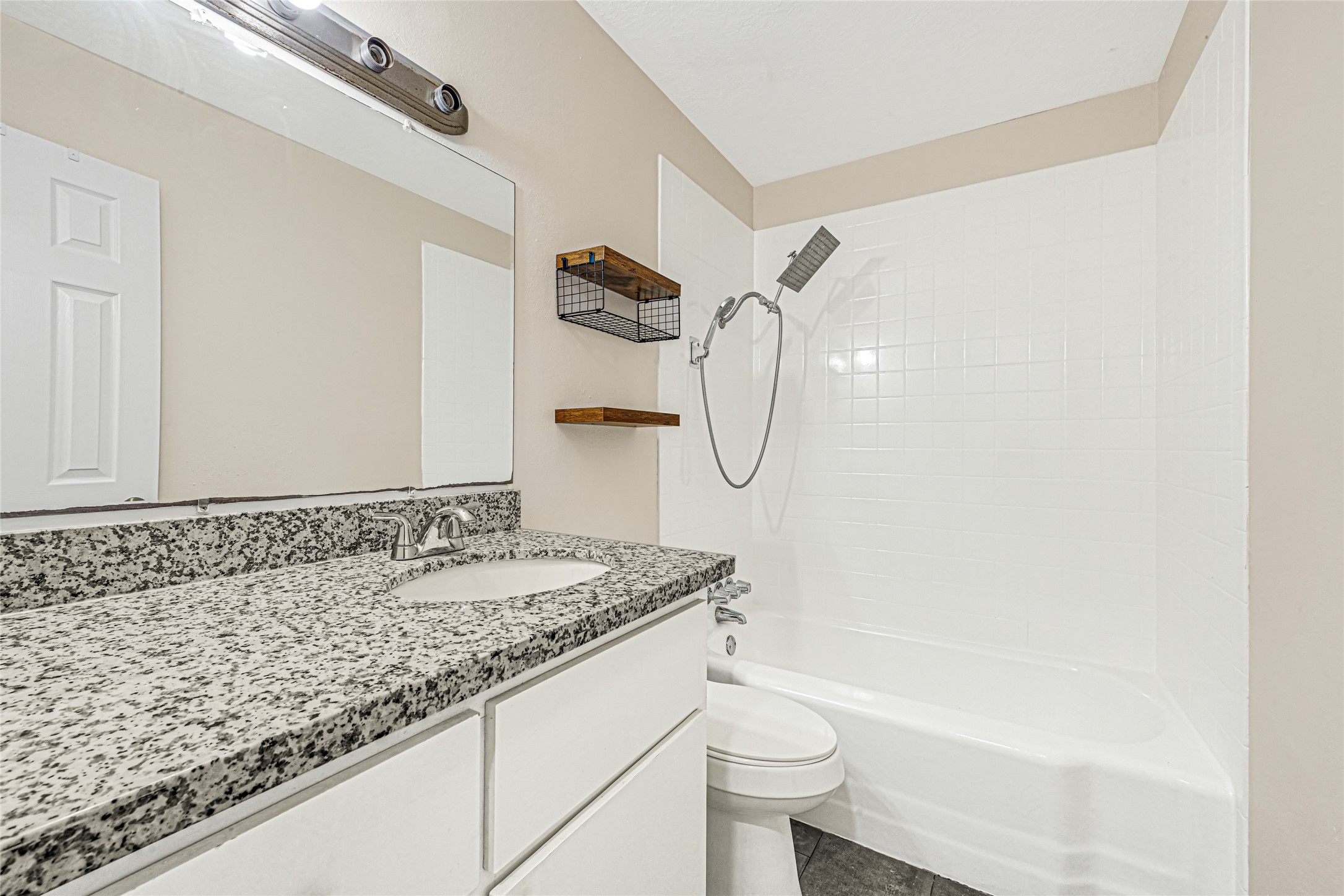 1609 Heights Drive Property Photo 23