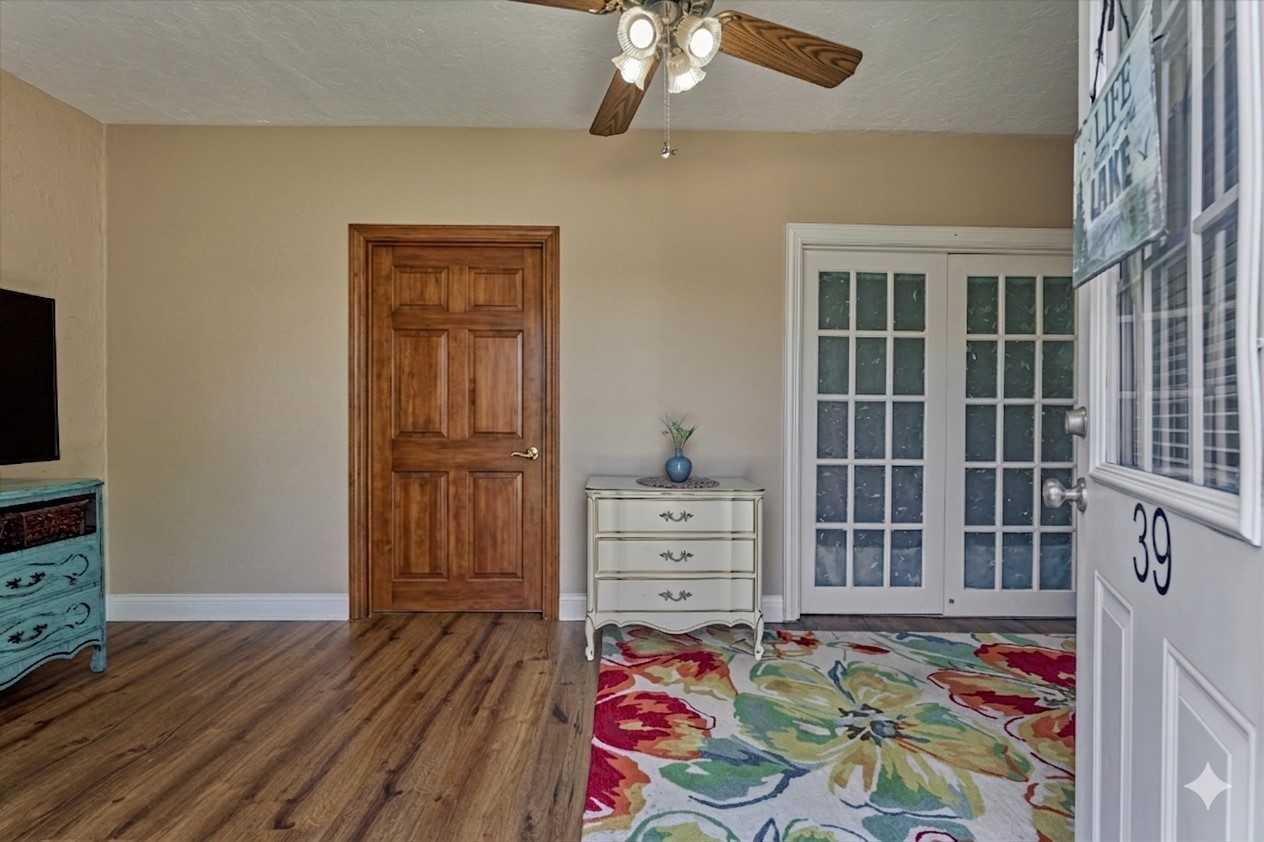 39 Regency Point Property Photo 8
