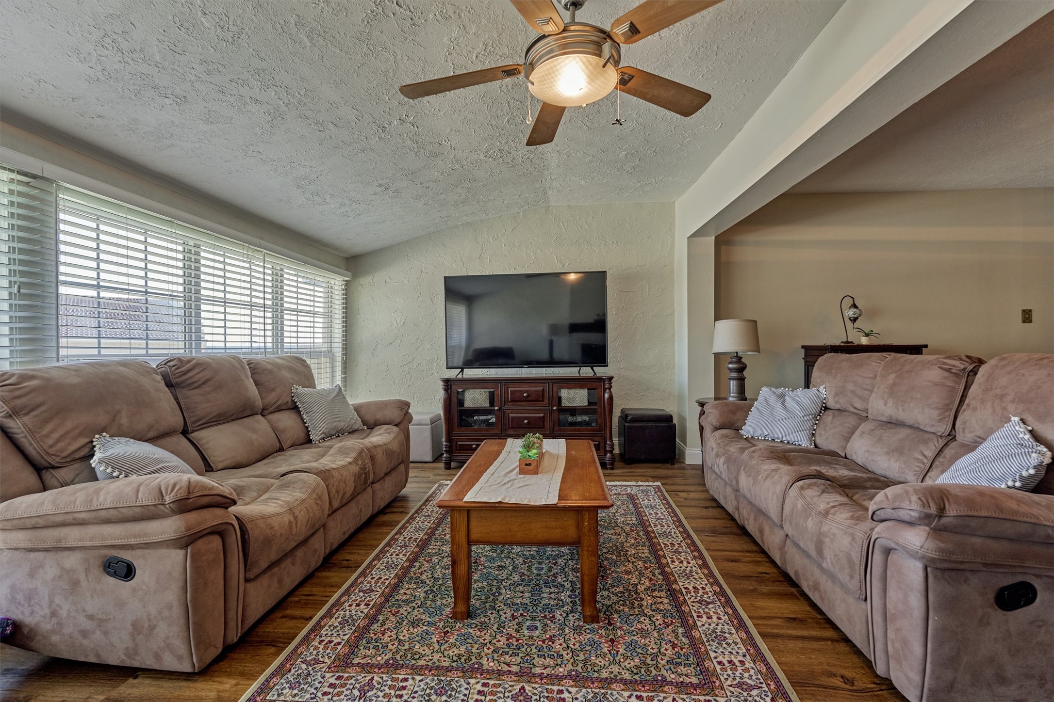 39 Regency Point Property Photo 22