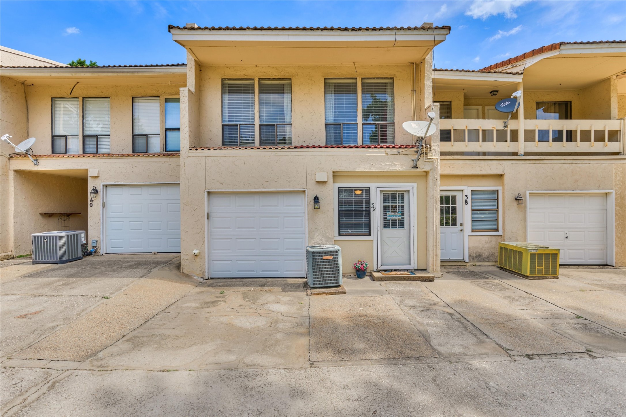 39 Regency Point Property Photo 31