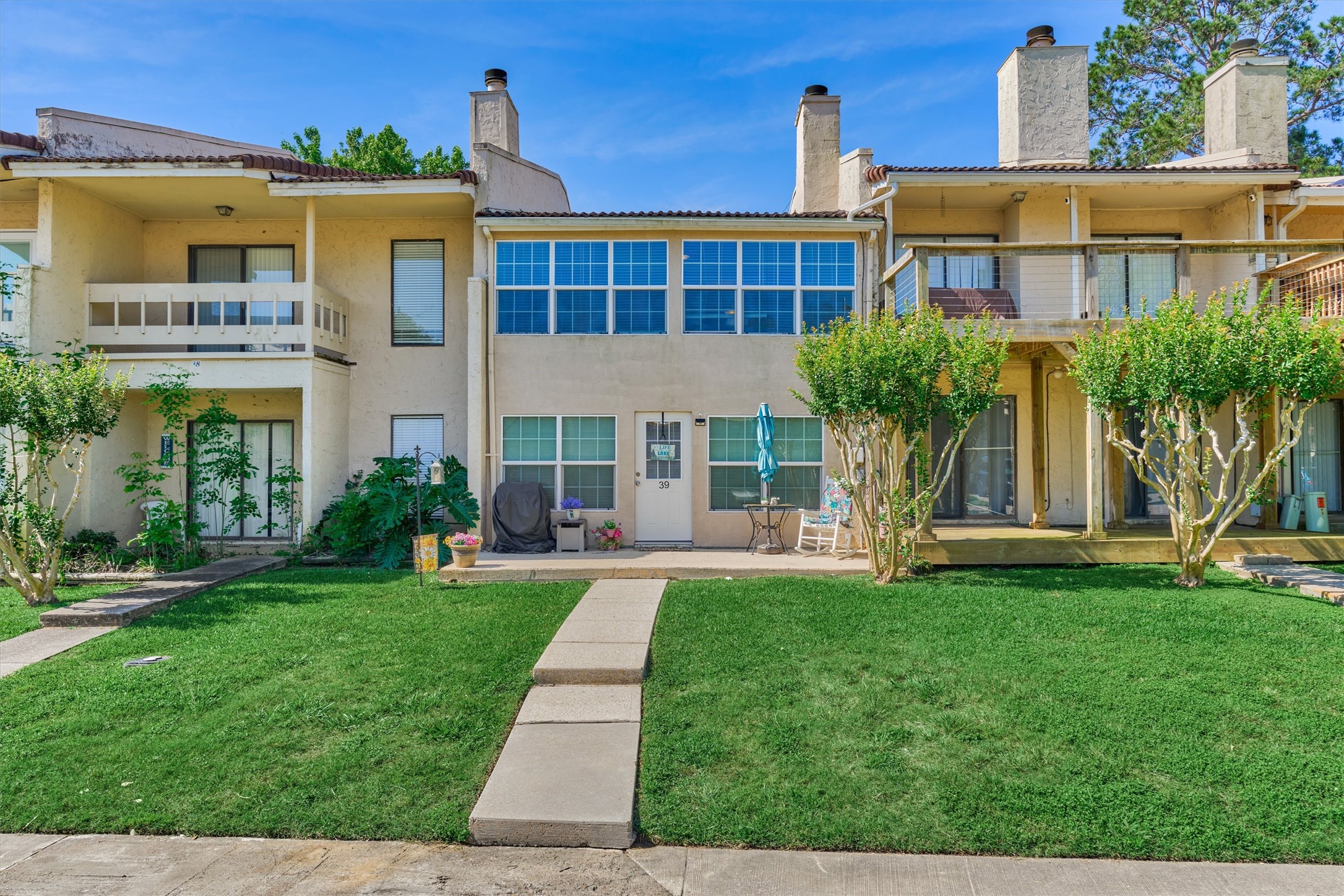 39 Regency Point Property Photo 45