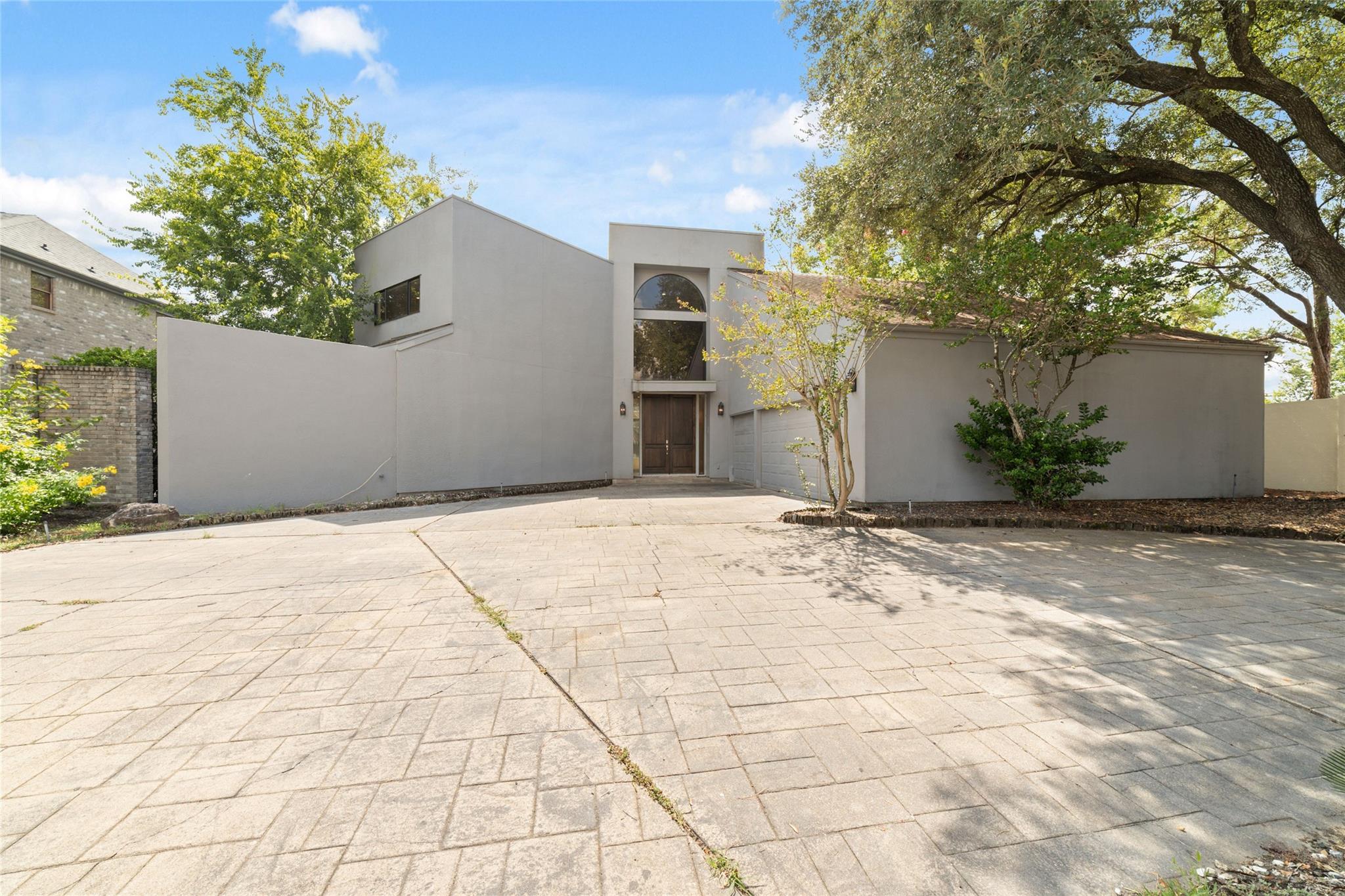 8115 Fondren Lake Drive, Houston Tx 77071 Property Photo 1
