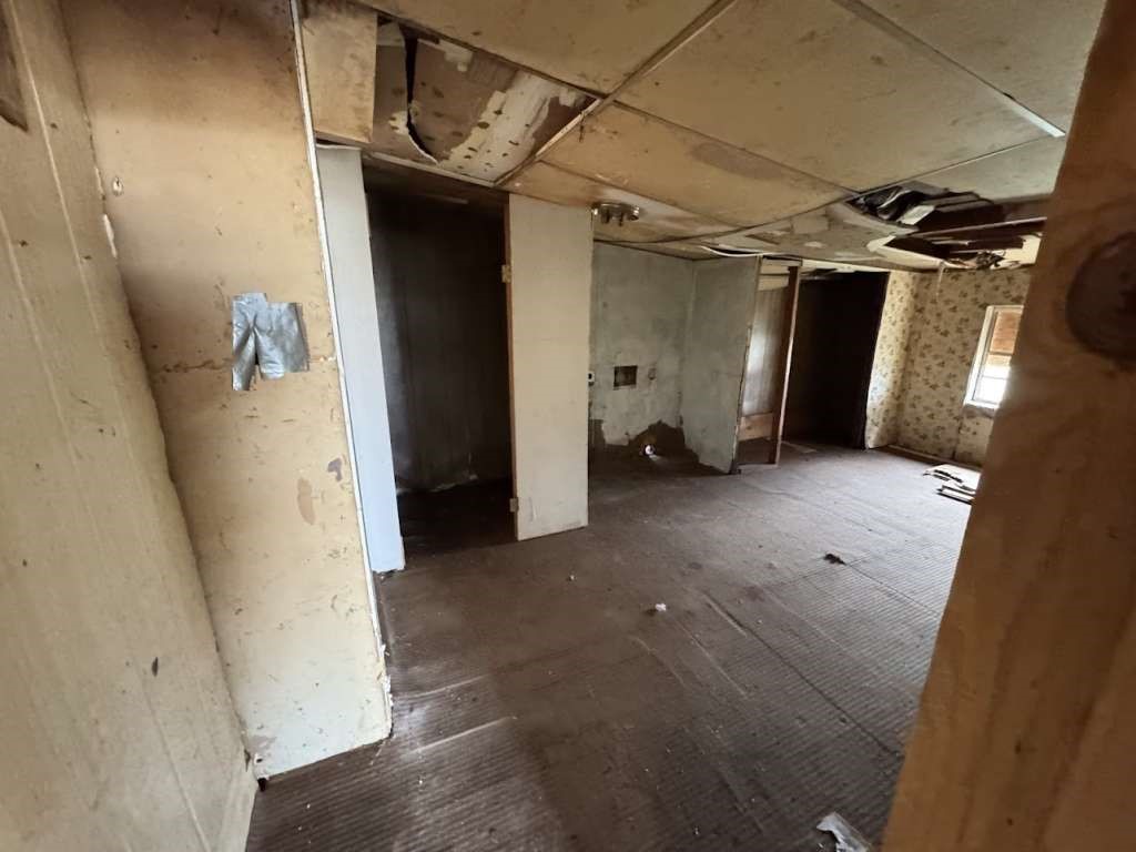 610 W Garrison Avenue Property Photo 8
