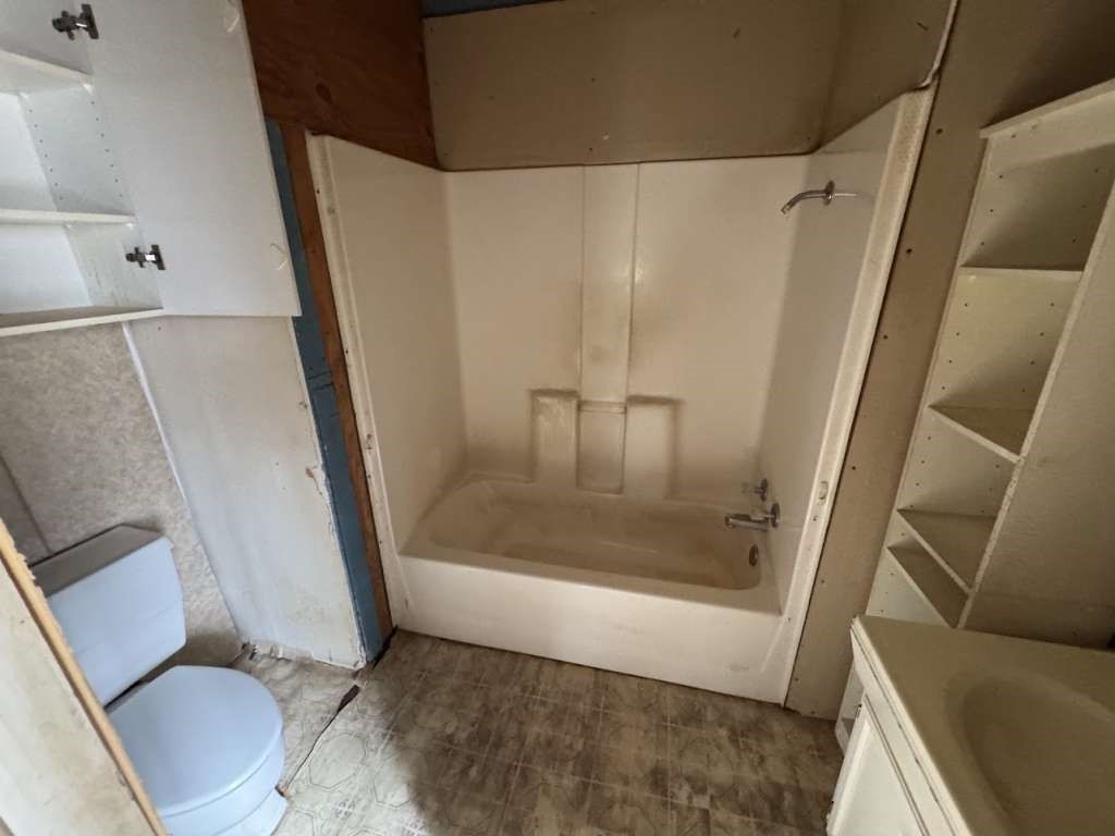 610 W Garrison Avenue Property Photo 16