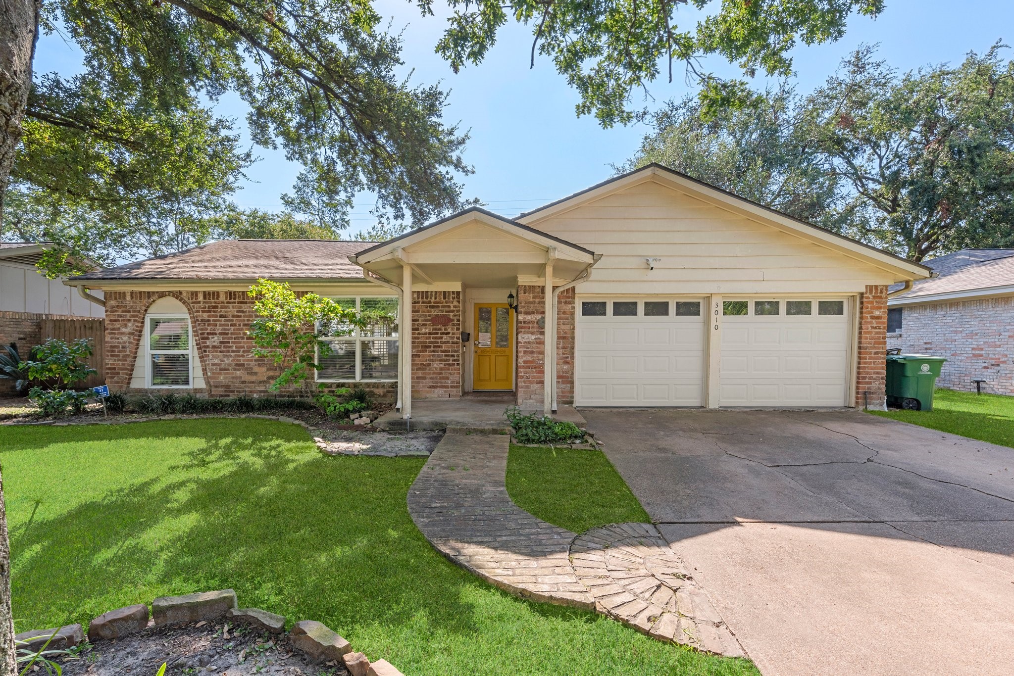 3010 Westerland Drive Property Photo 1
