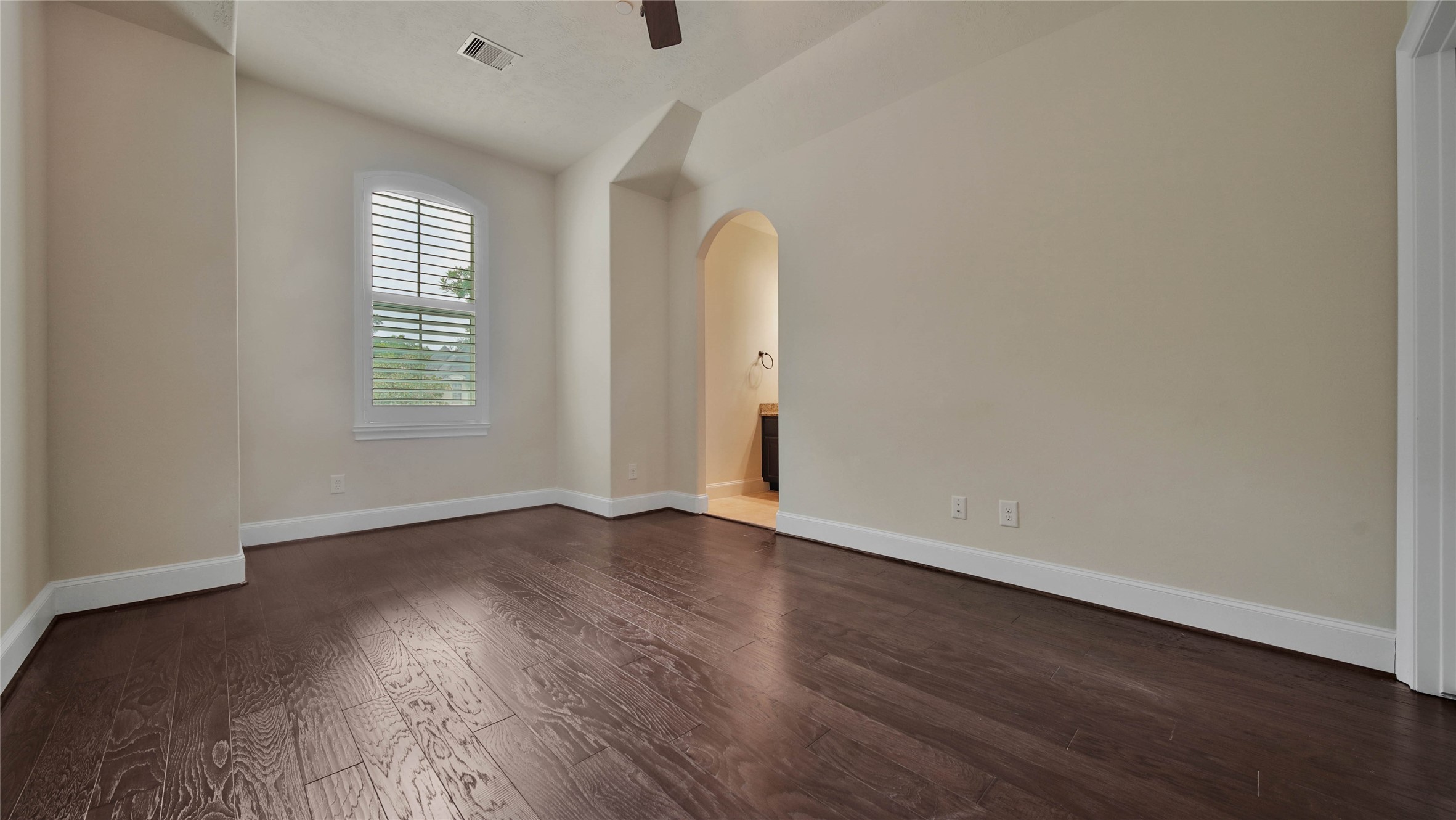 4518 Holt Street Property Photo 35