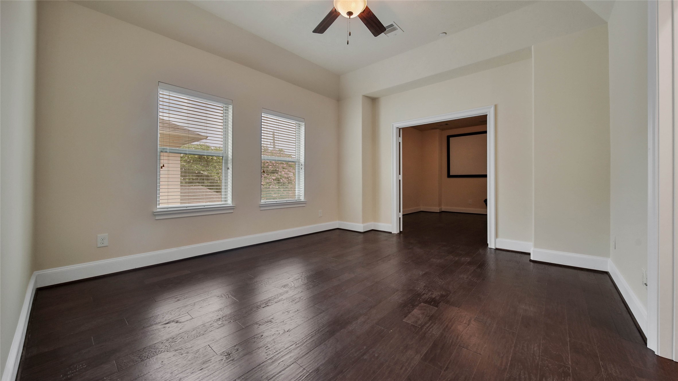 4518 Holt Street Property Photo 44