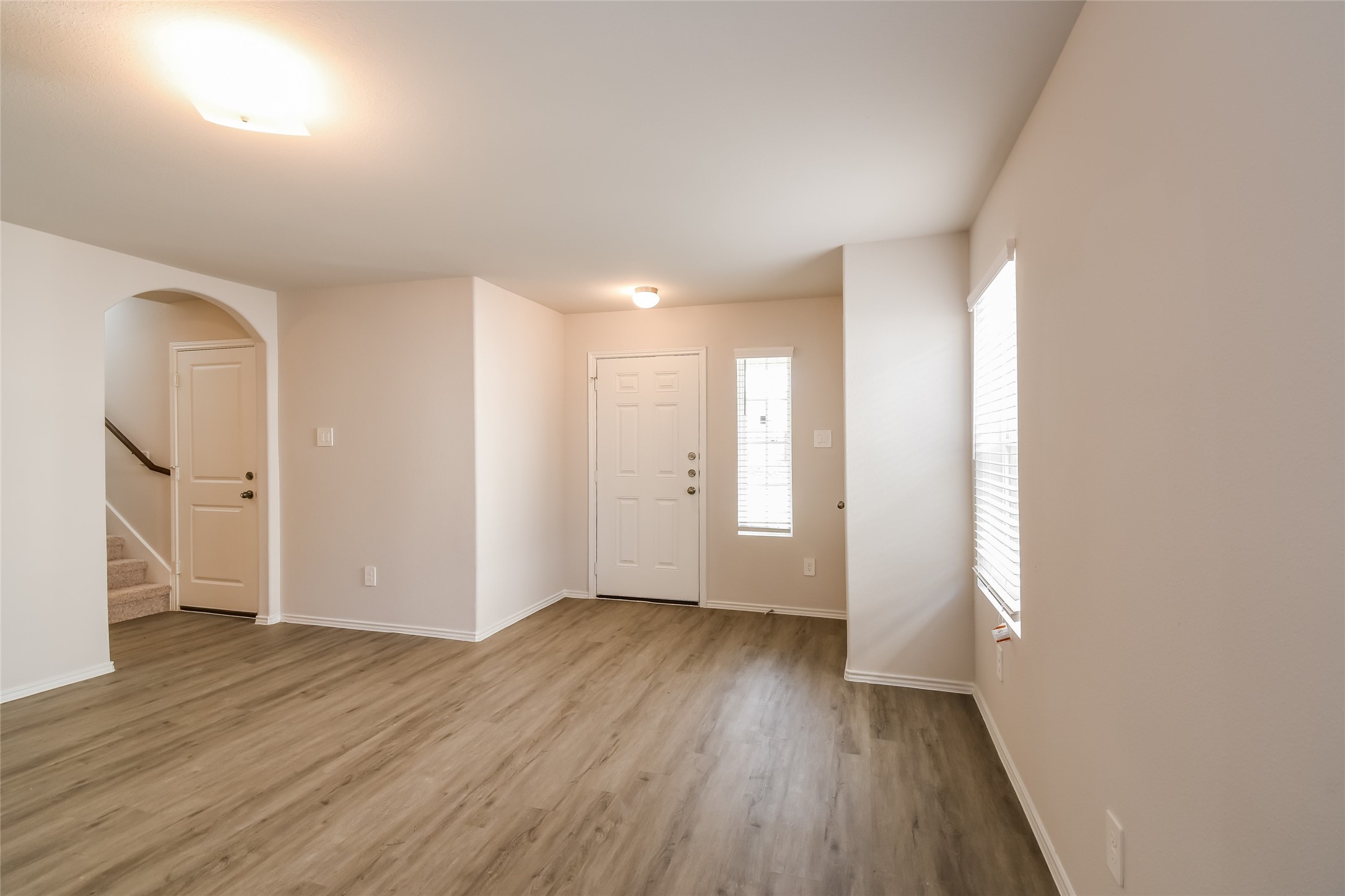 4818 Banyan Tree Trail Property Photo 4