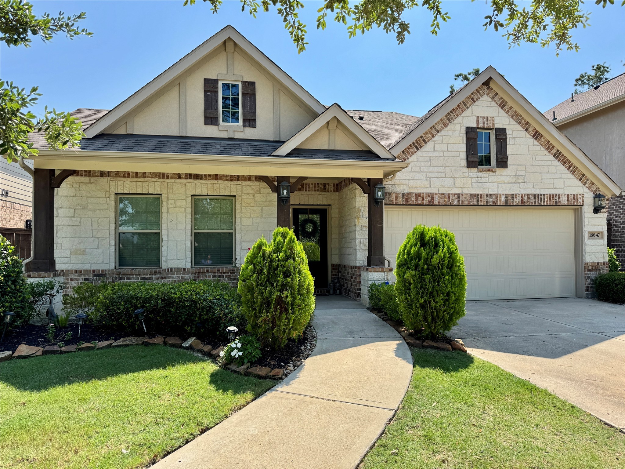 16847 Hammon Woods Drive Property Photo 1