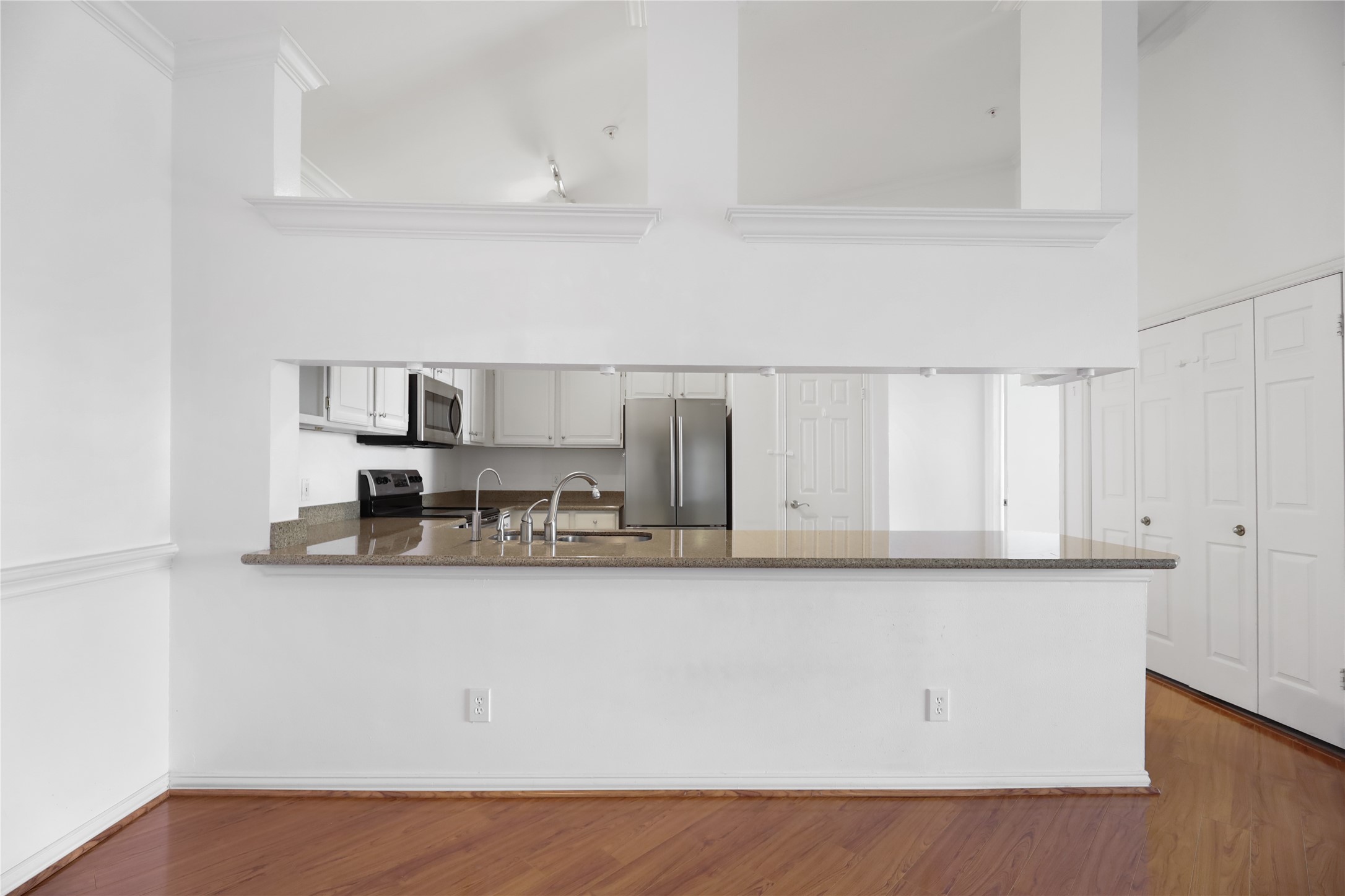 2111 Welch St Street A315 Property Photo 12