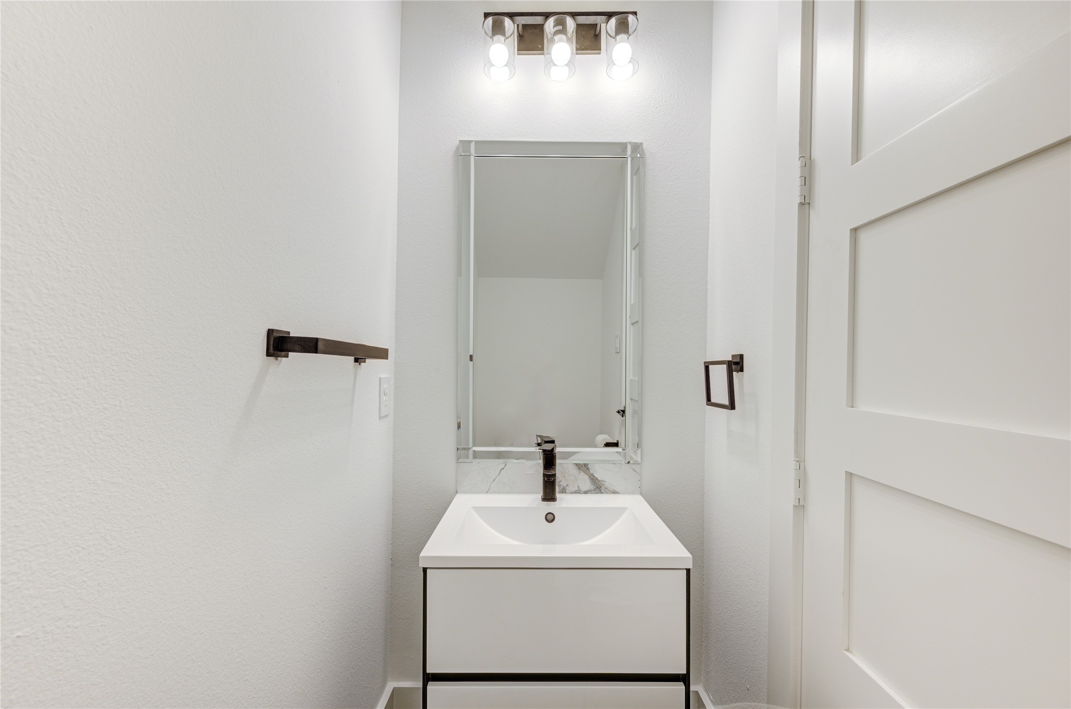 1224 Wycliffe Drive A Property Photo 13