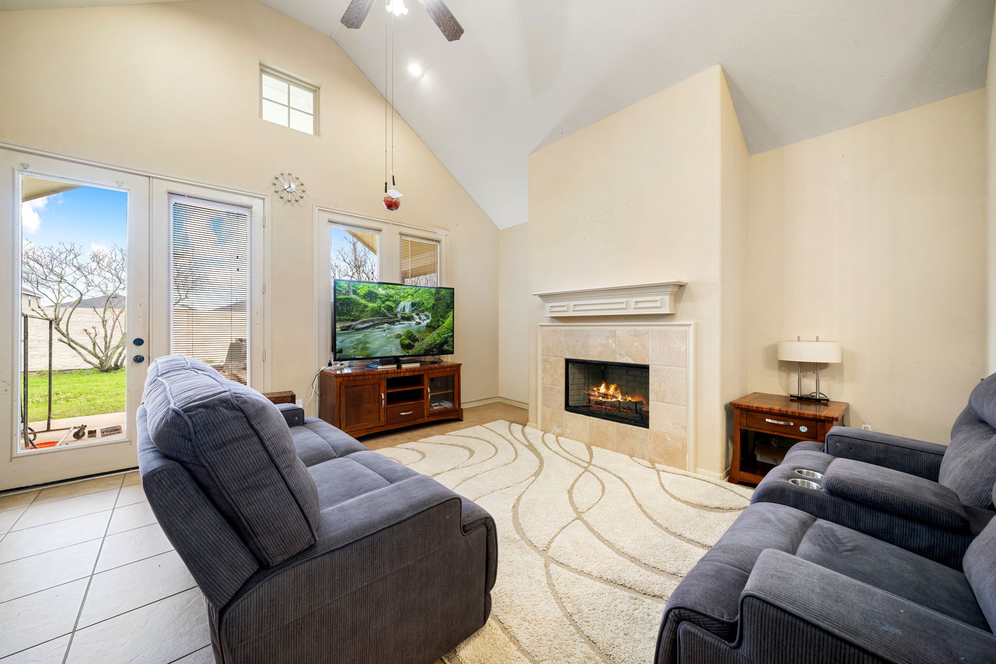 28523 Kinglet Pines Drive Property Photo 8