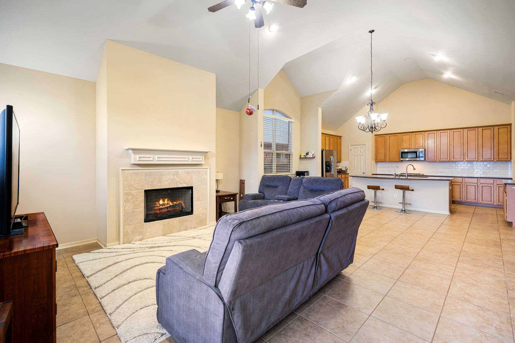 28523 Kinglet Pines Drive Property Photo 9