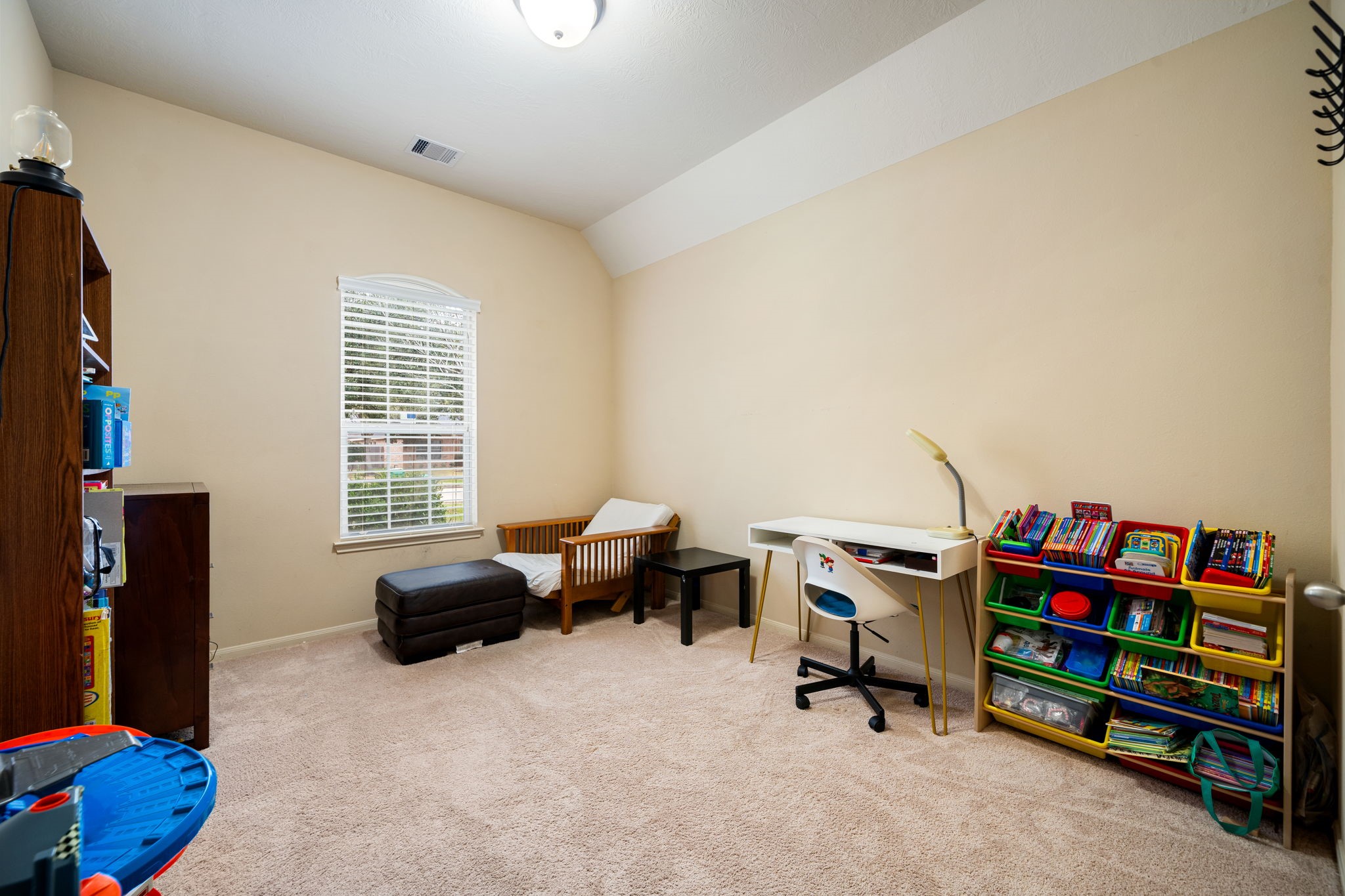 28523 Kinglet Pines Drive Property Photo 23