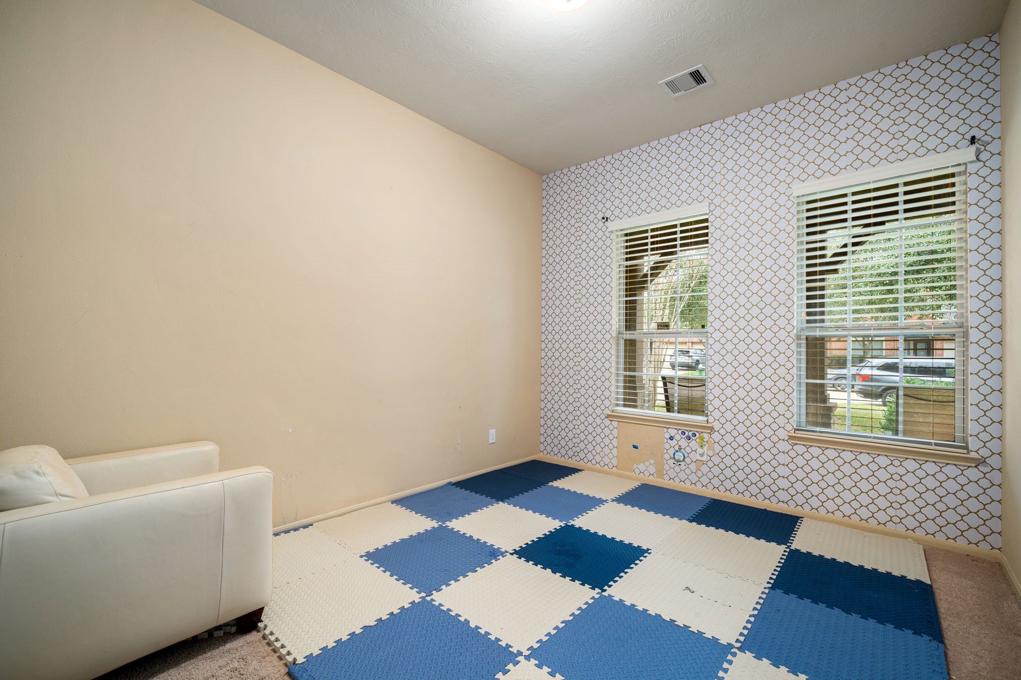 28523 Kinglet Pines Drive Property Photo 26
