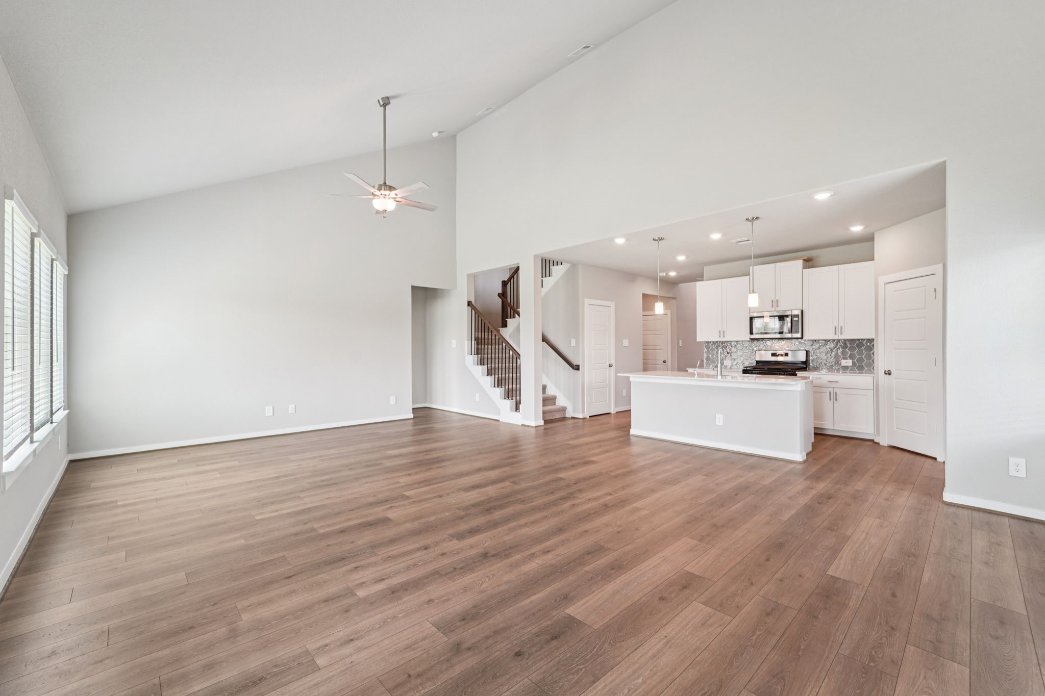 2542 Gray Gale Court Property Photo 4