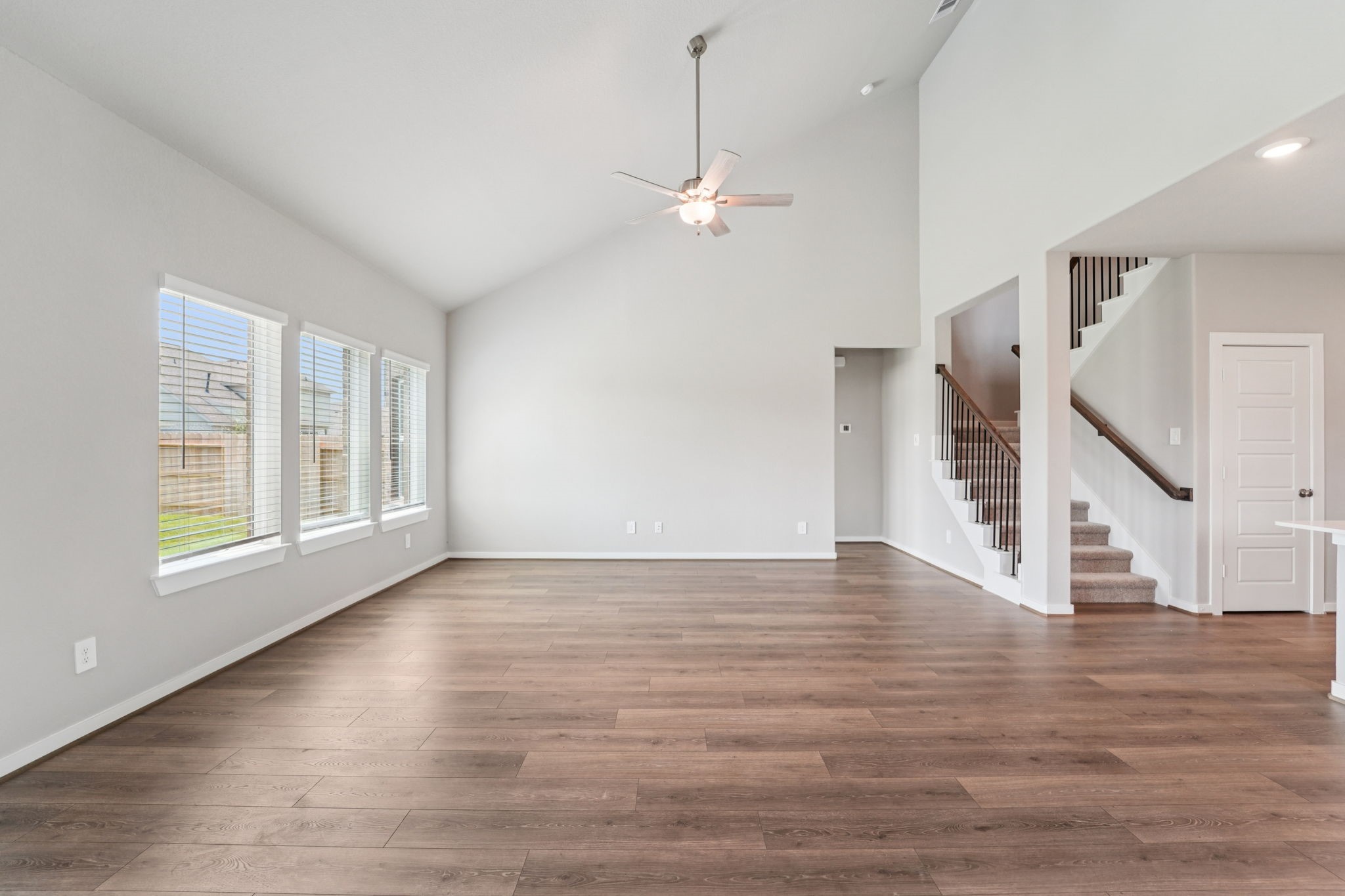 2542 Gray Gale Court Property Photo 11