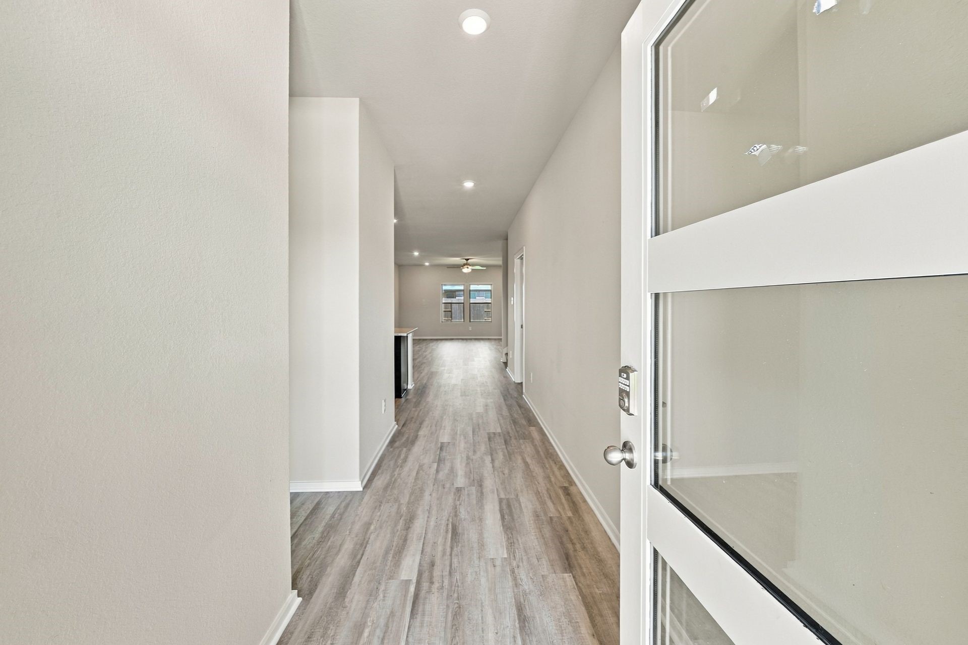 1907 Starlight Street Property Photo 3