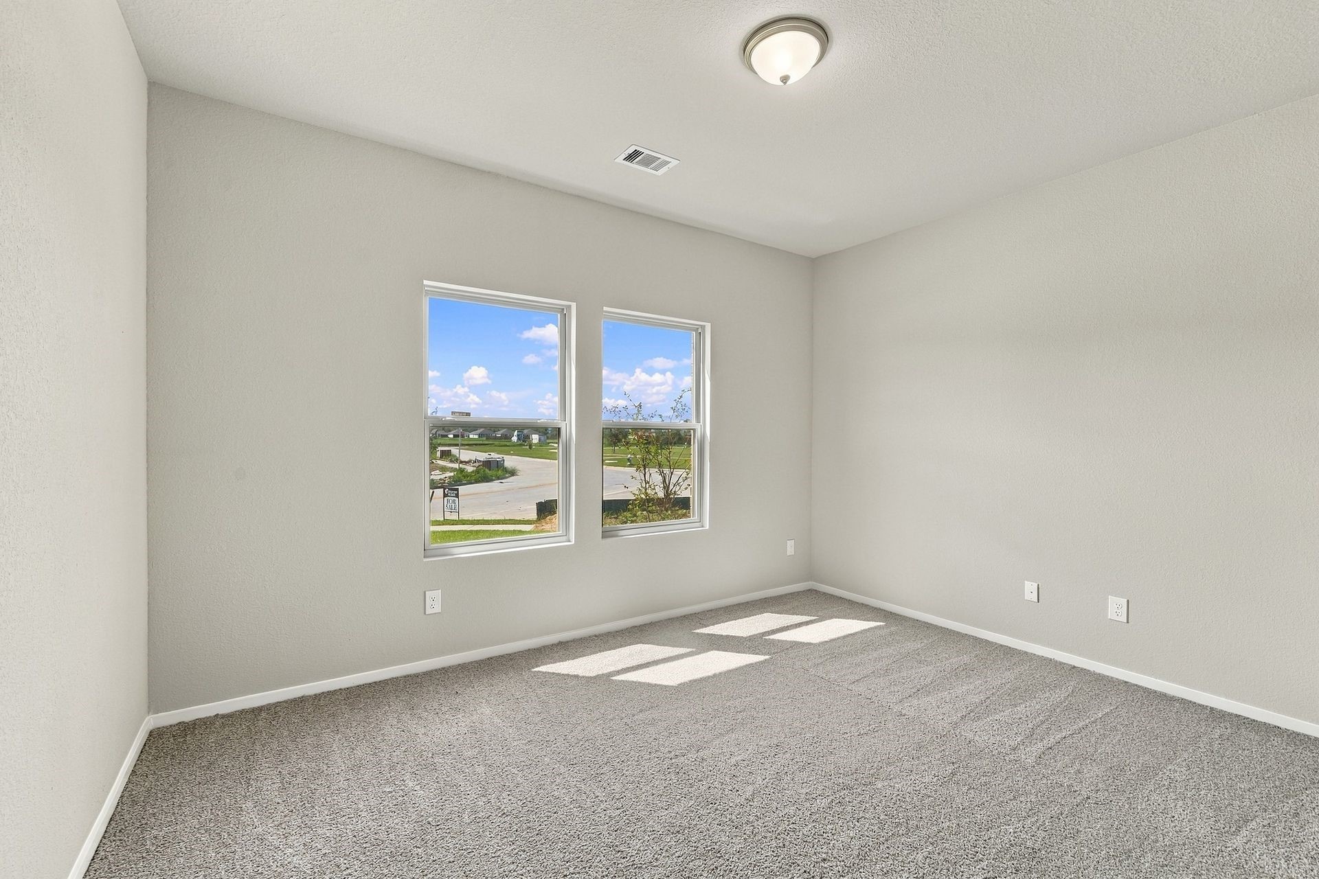1907 Starlight Street Property Photo 25