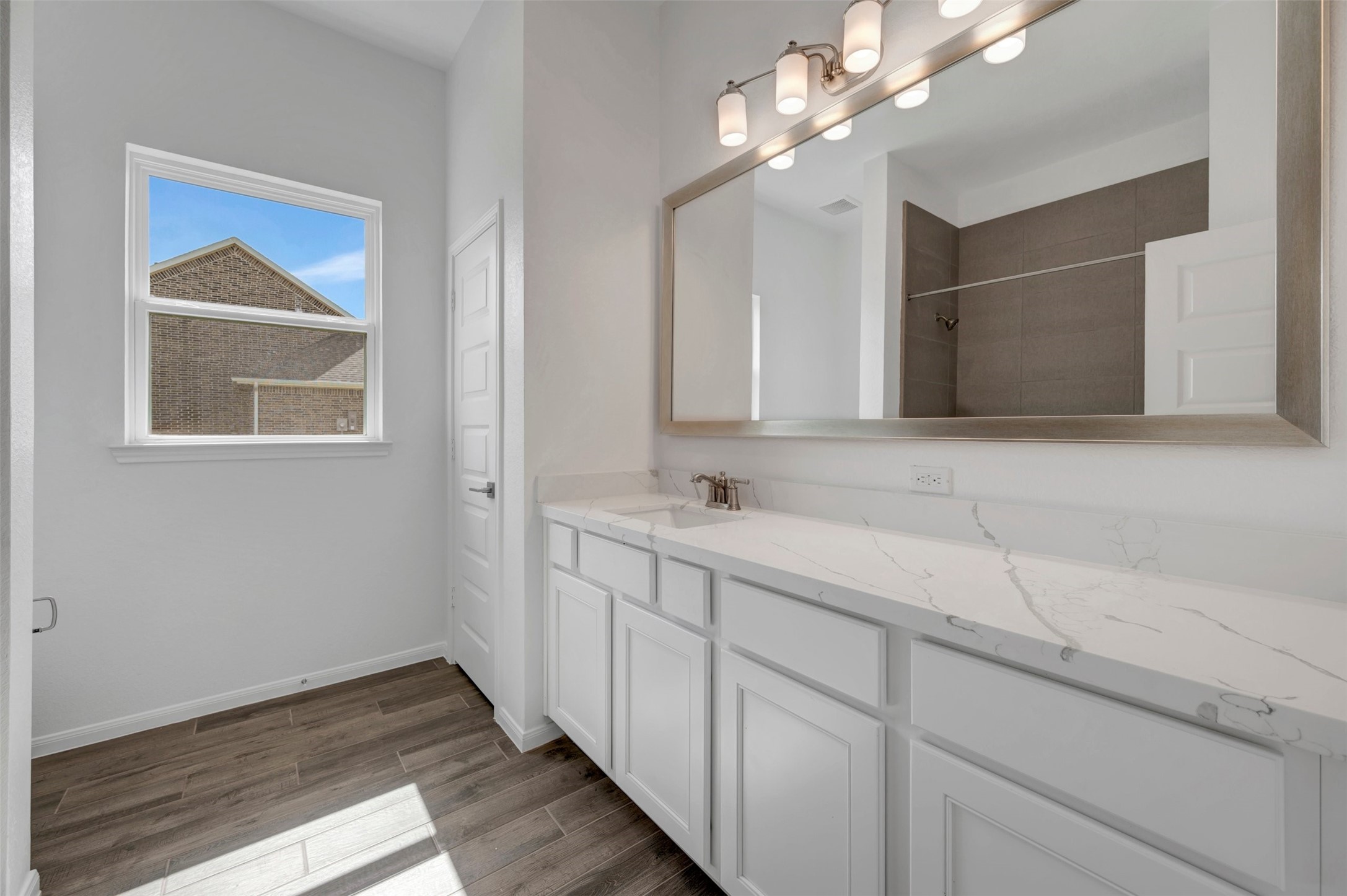 5033 Bluebell Way Property Photo 23