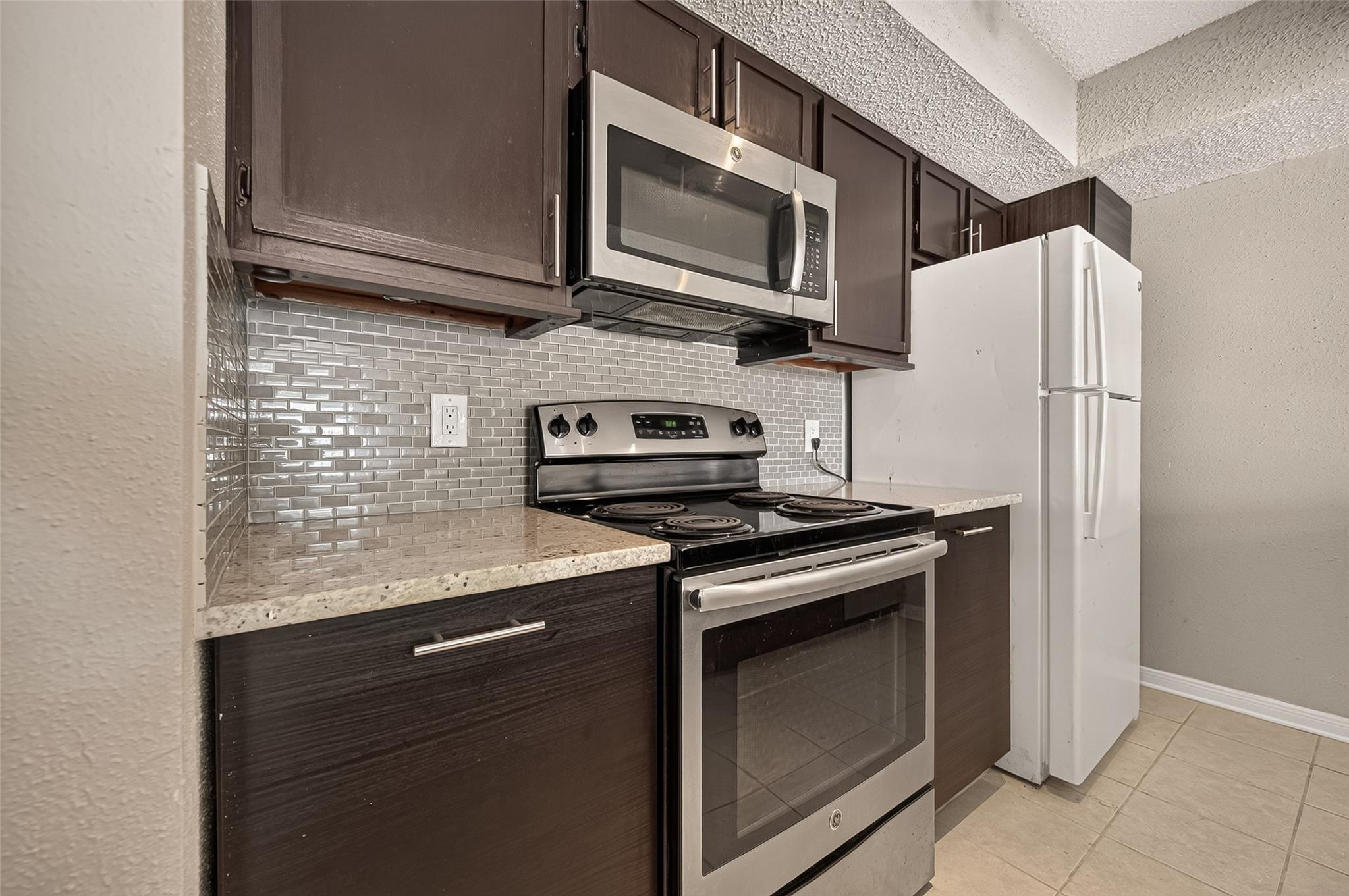 2818 S Bartell Drive # 13, Houston Tx 77054 Property Photo 1